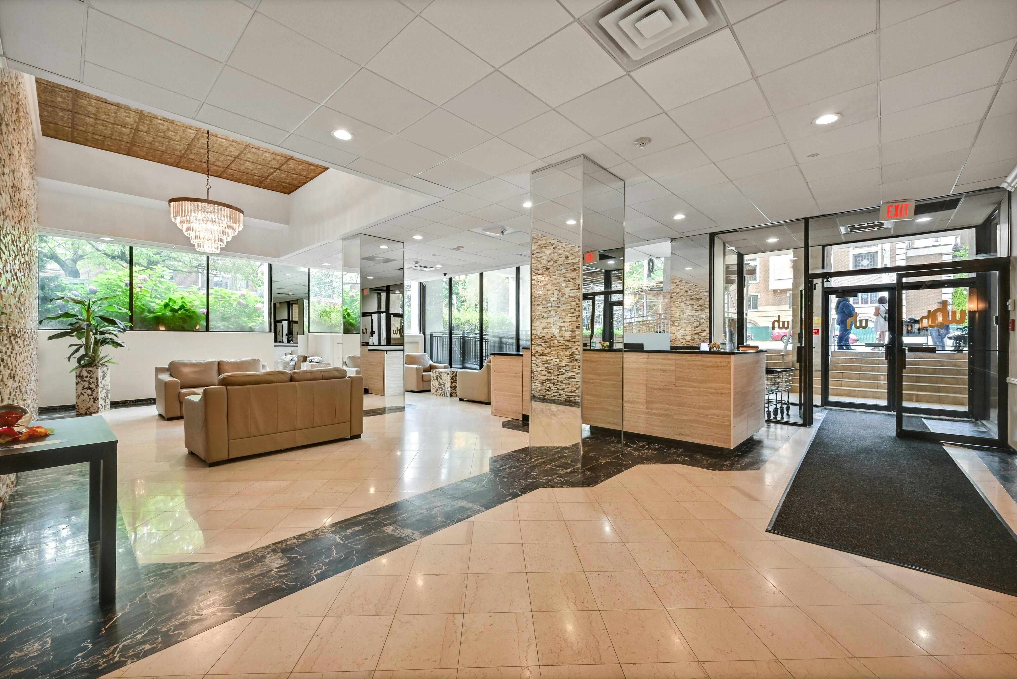 1600 Center Avenue Unit# 2G