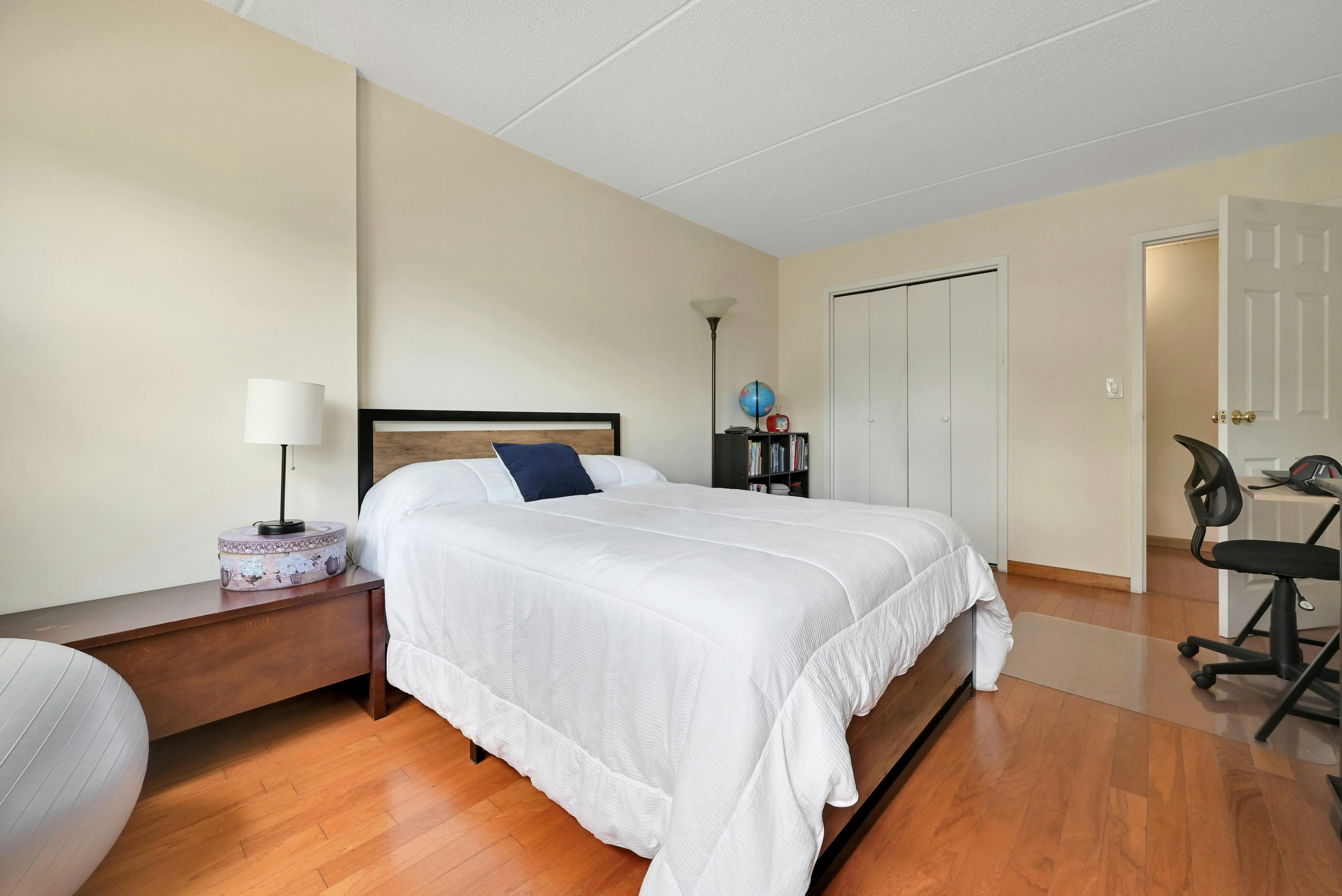 1600 Center Avenue Unit# 2G