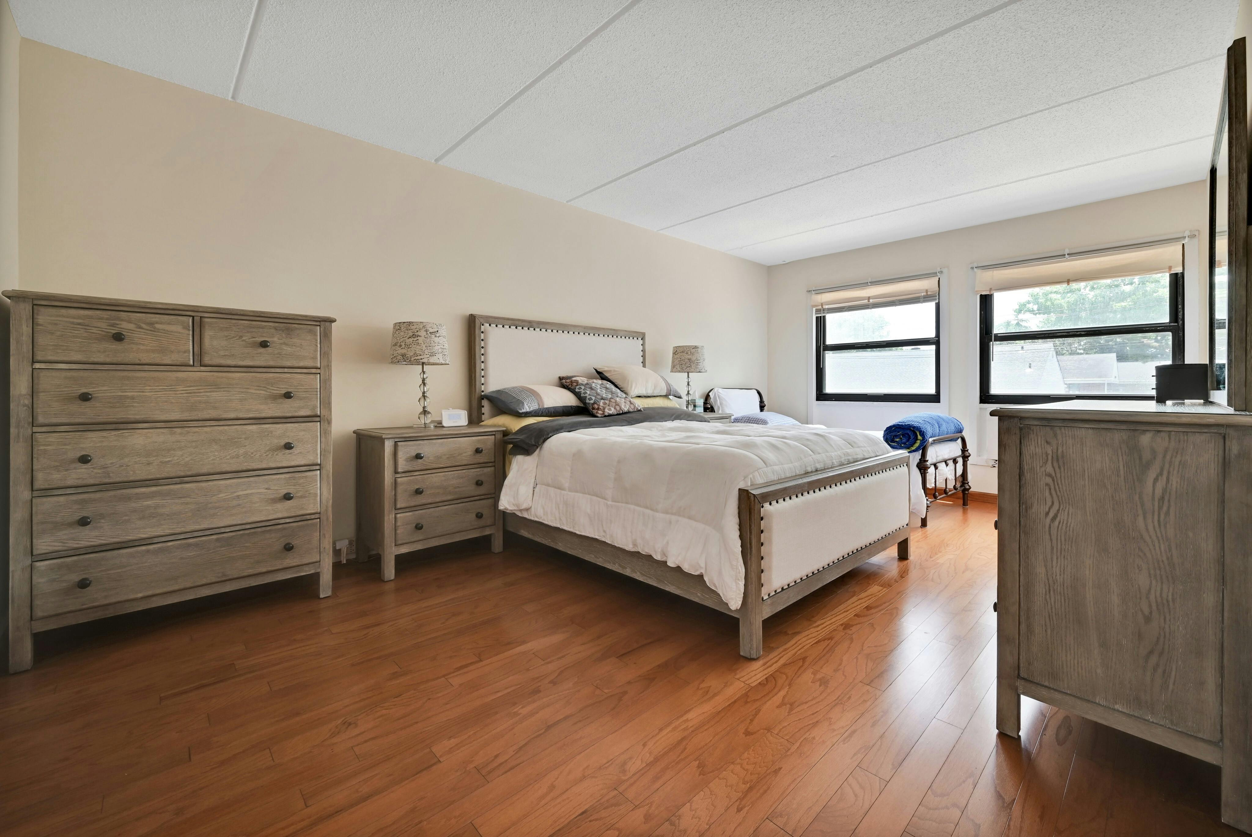 1600 Center Avenue Unit# 2G