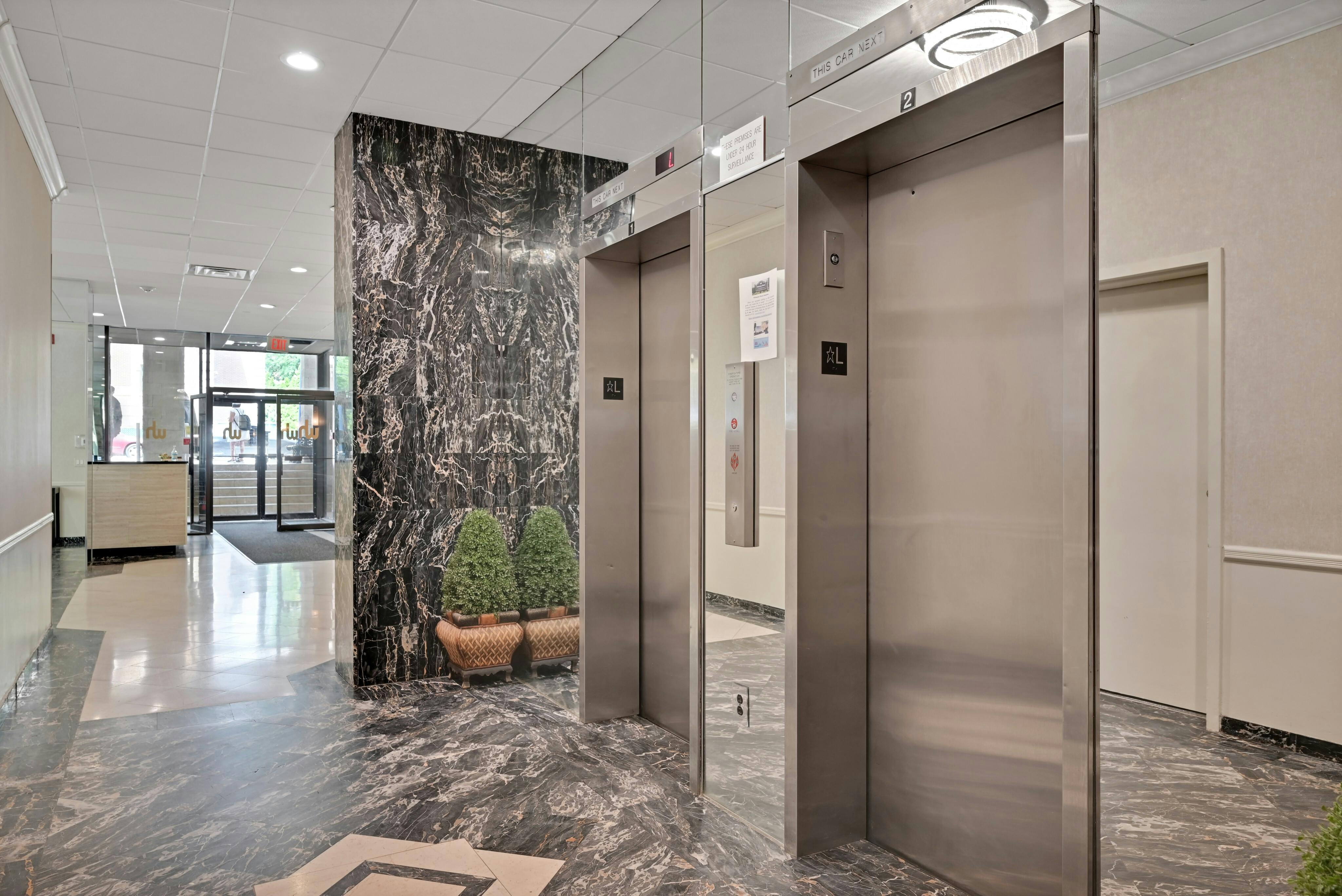 1600 Center Avenue Unit# 2G