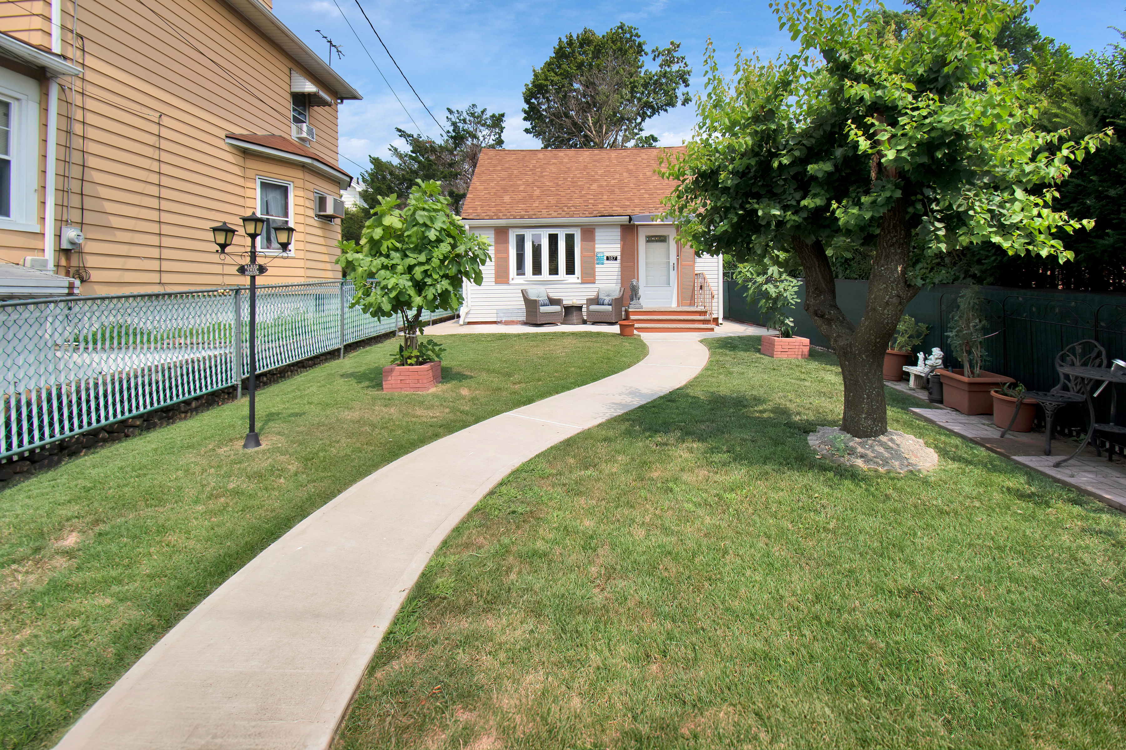 187 Trenton Avenue