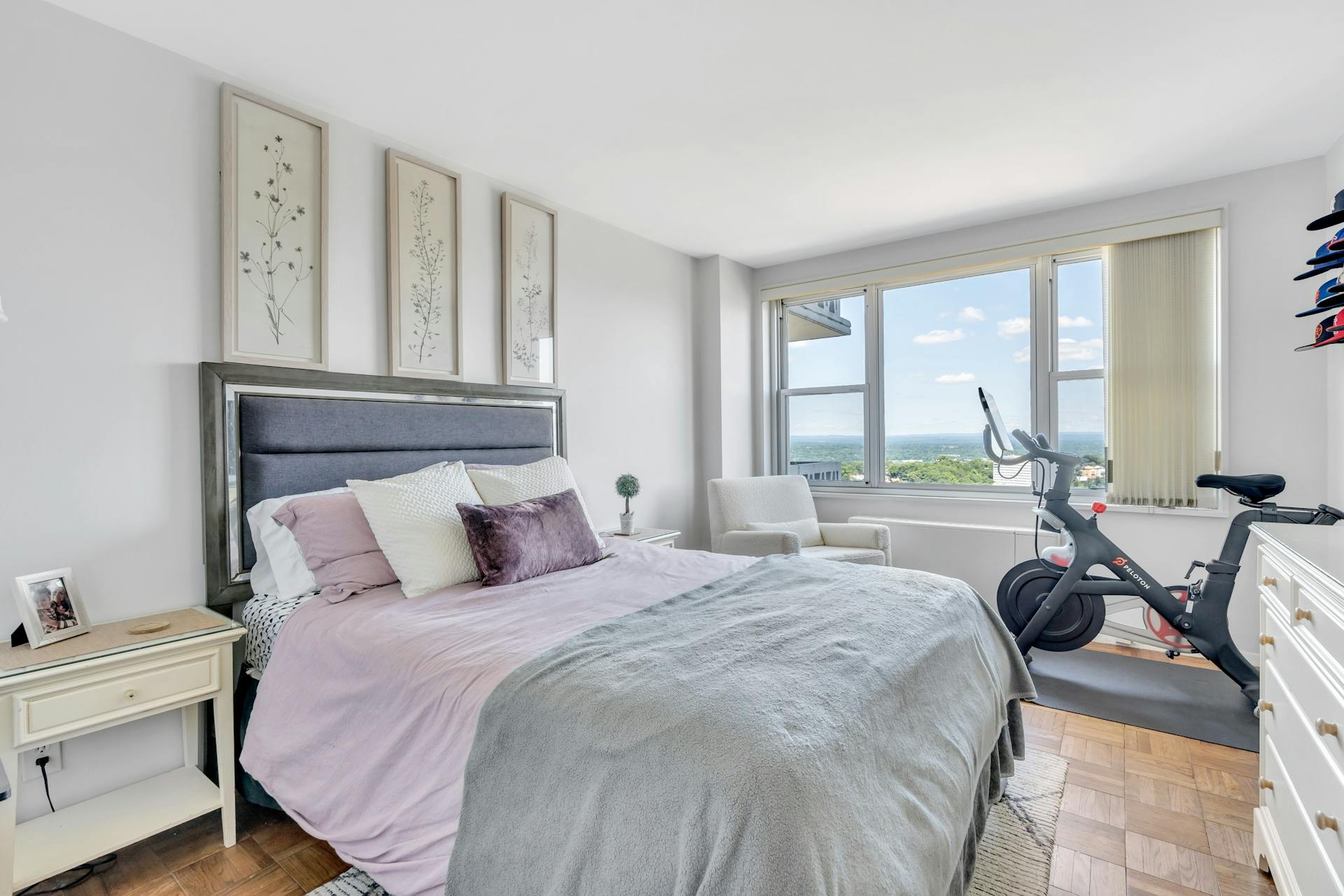 2000 Linwood Avenue Unit# 20G