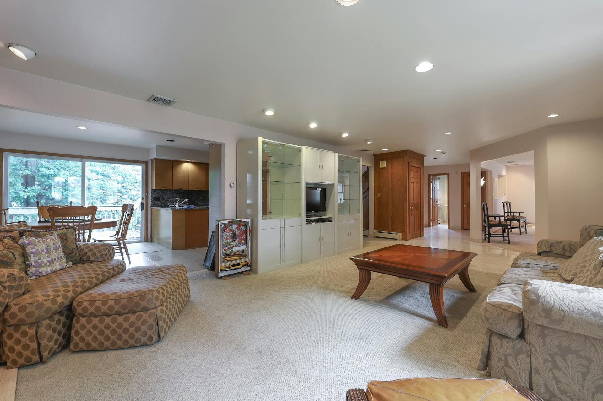 416 Greenway Drive