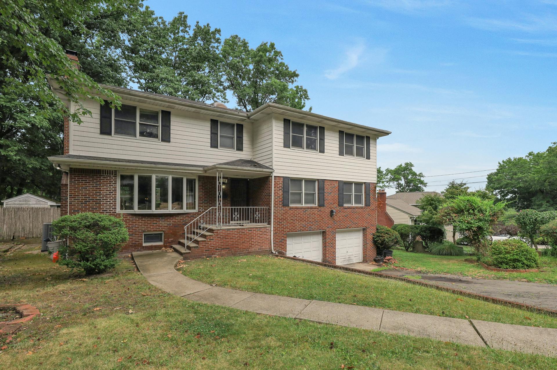 416 Greenway Drive