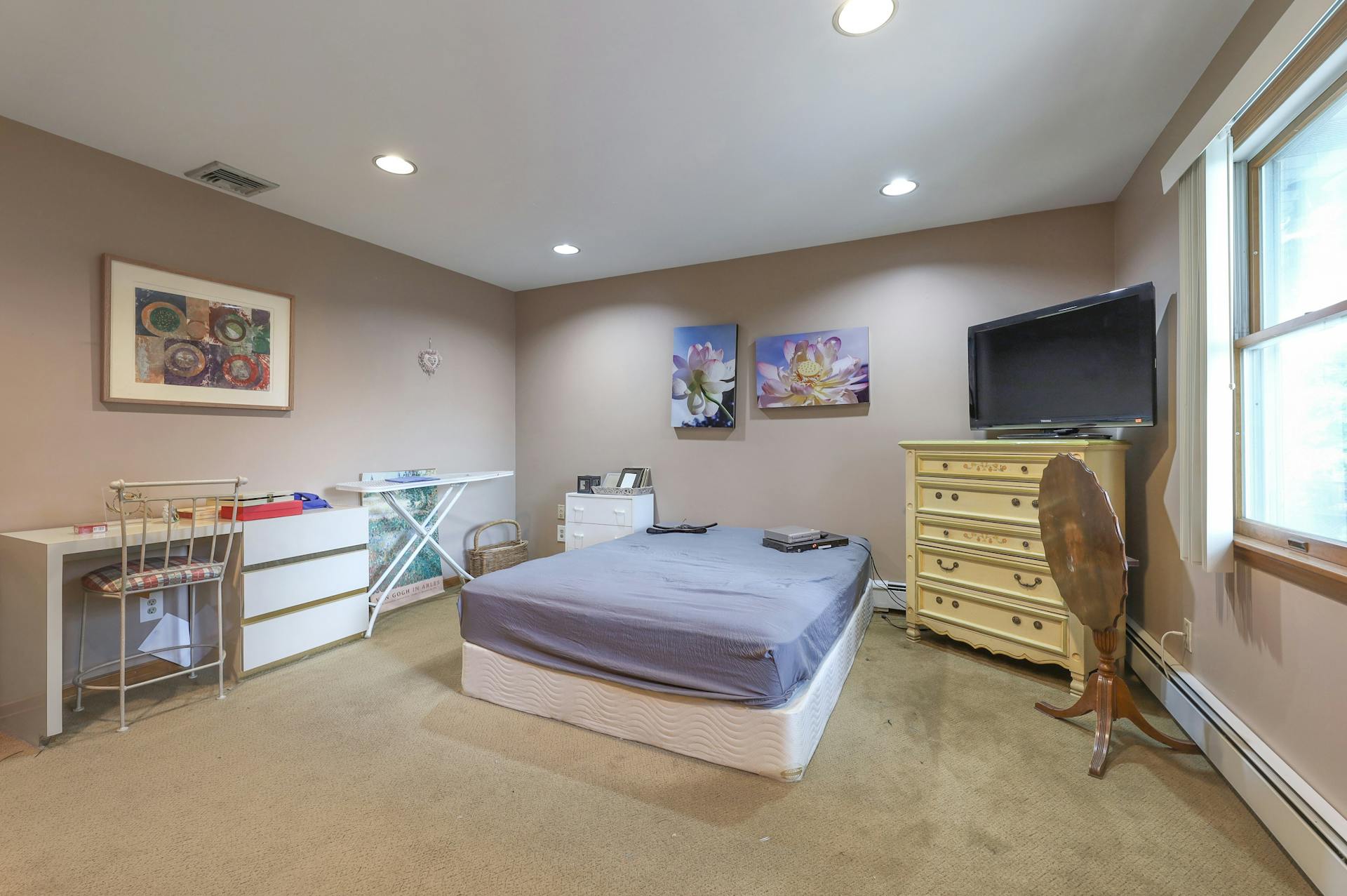 416 Greenway Drive