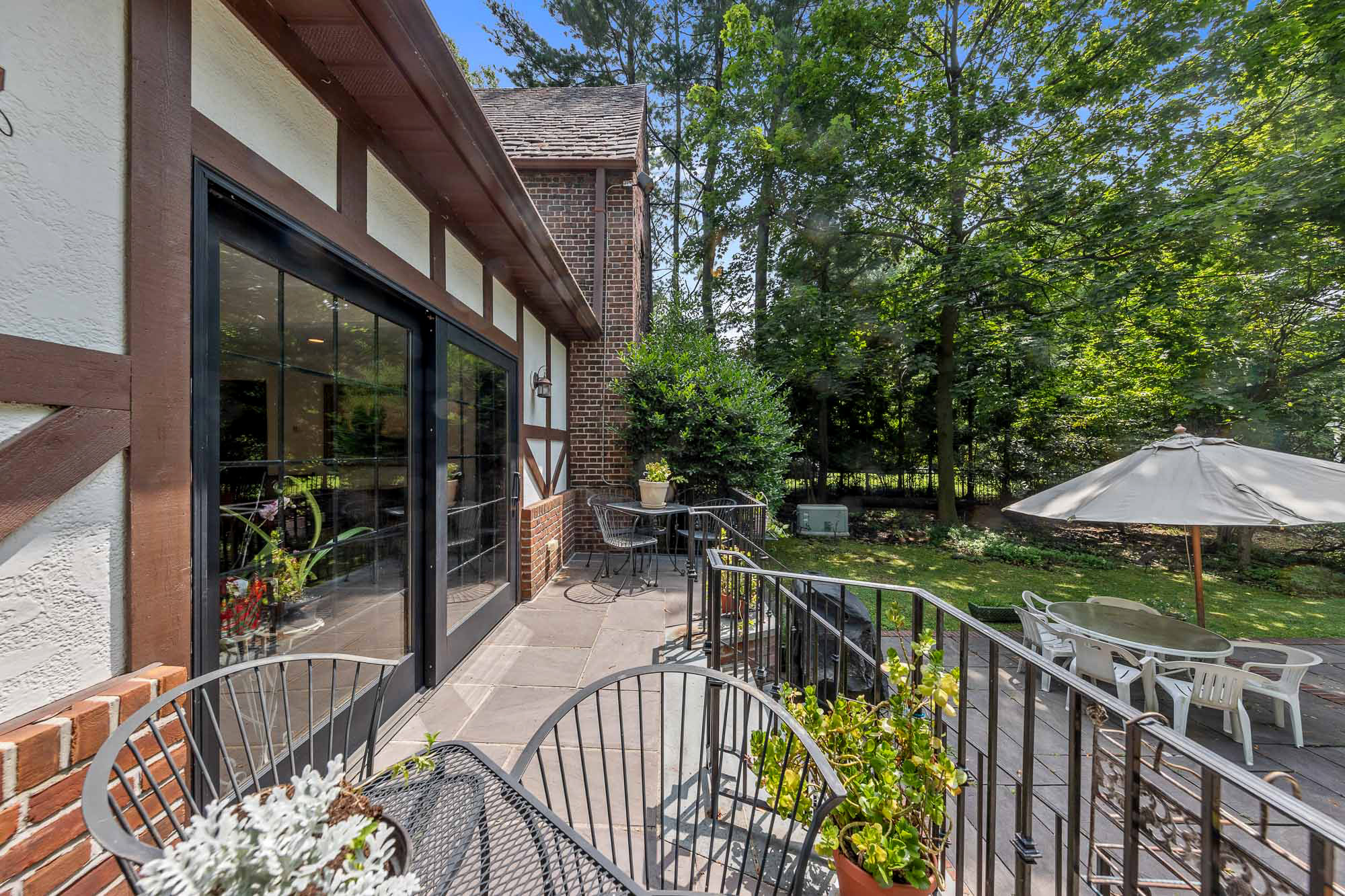 36 Forest Road 