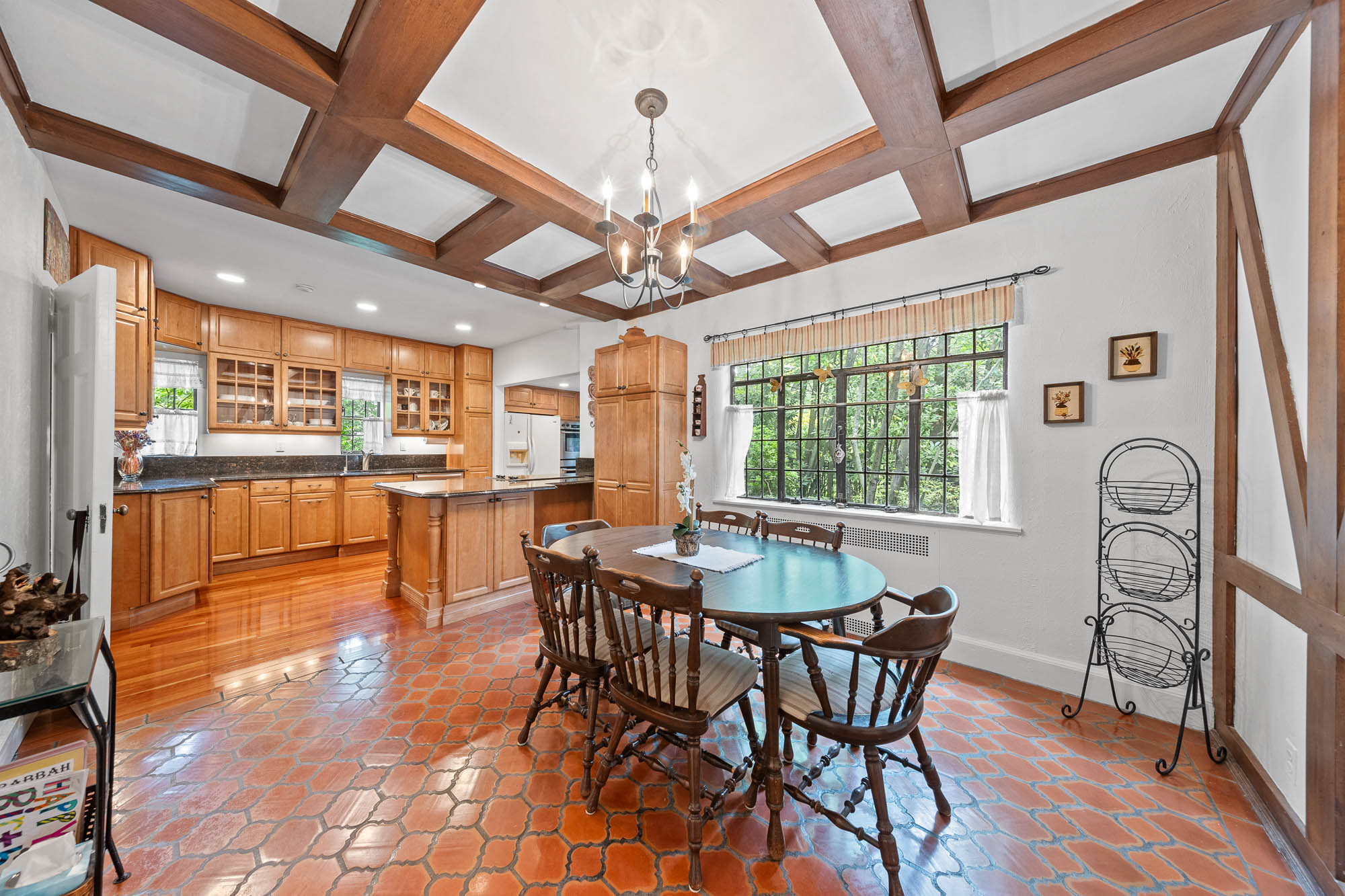 36 Forest Road 