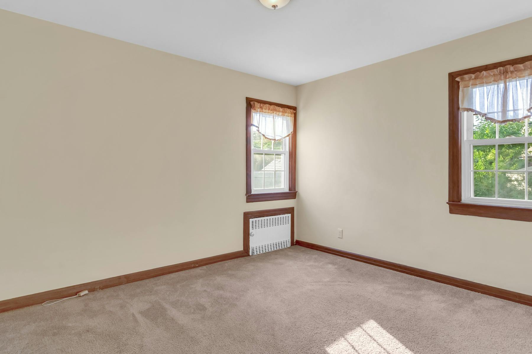 8-15 Park Avenue 