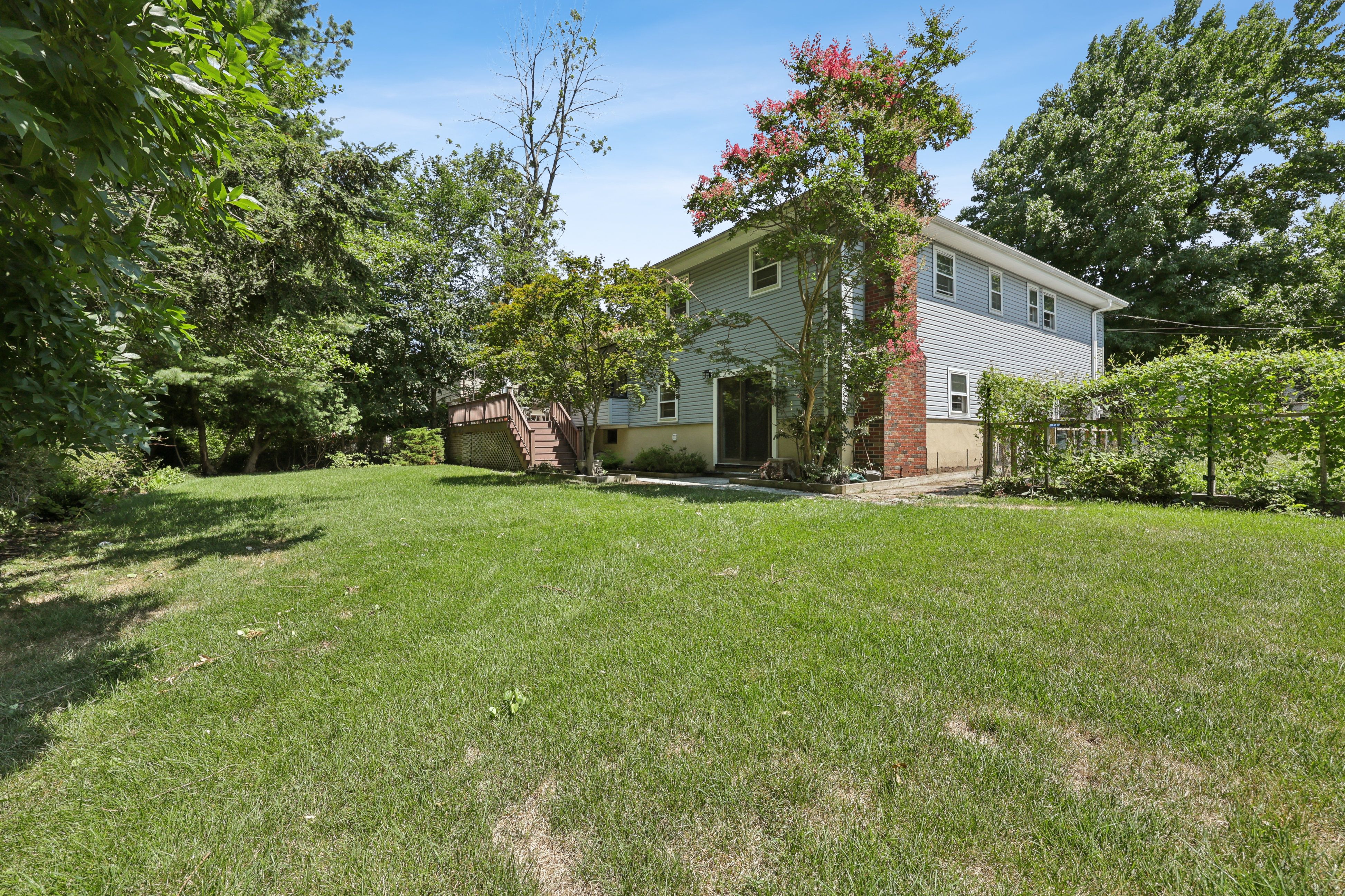 34 Clauss Avenue 