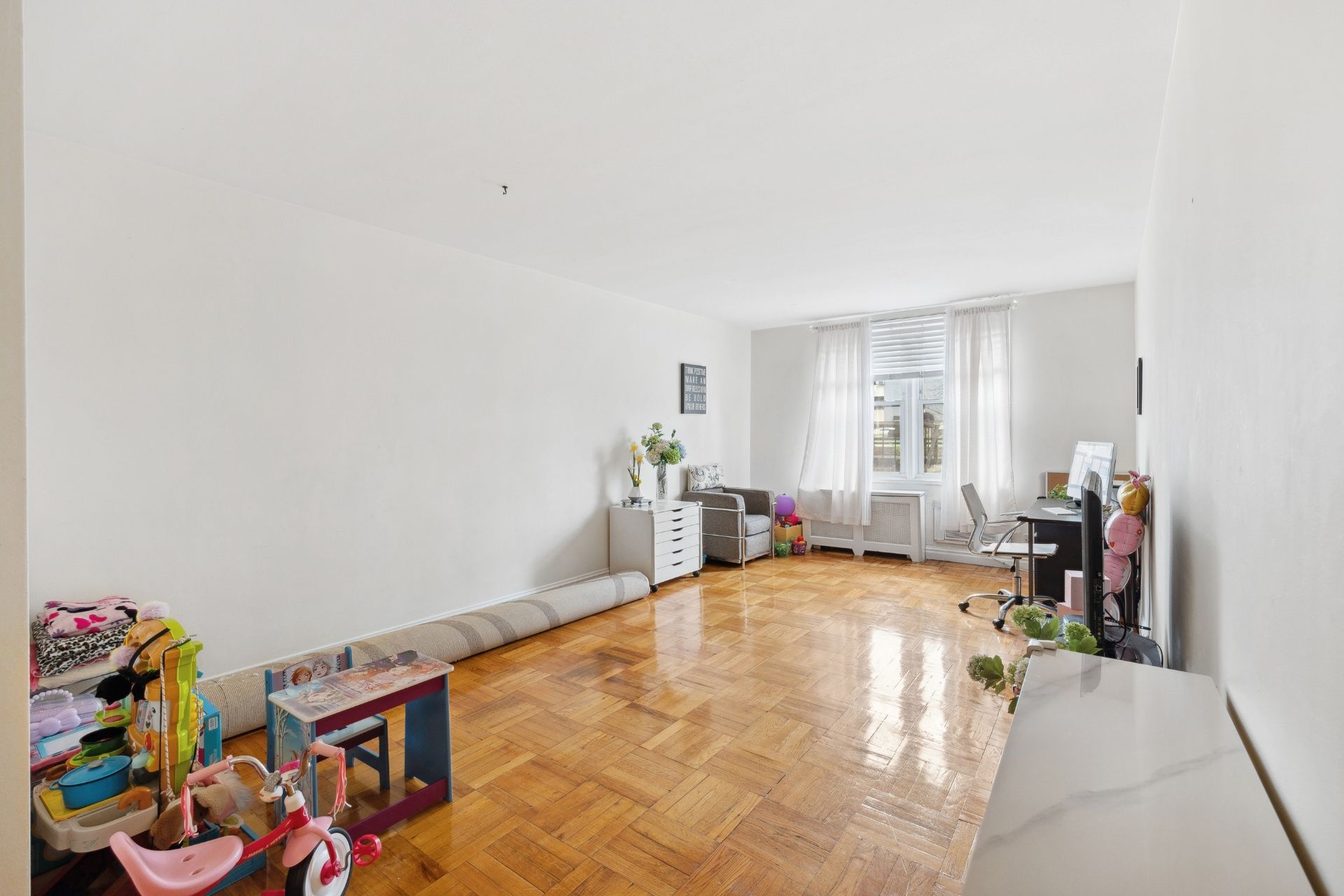 2160 Center Avenue Unit# 1F