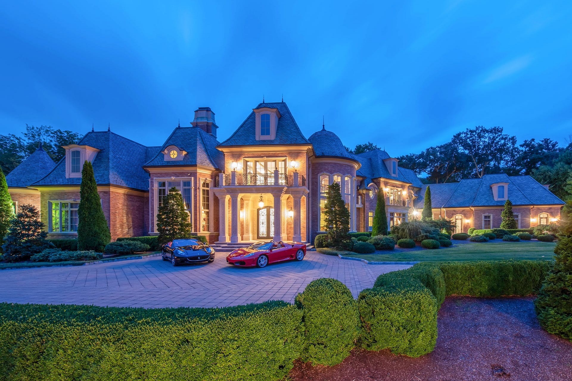 10 Farmstead Road