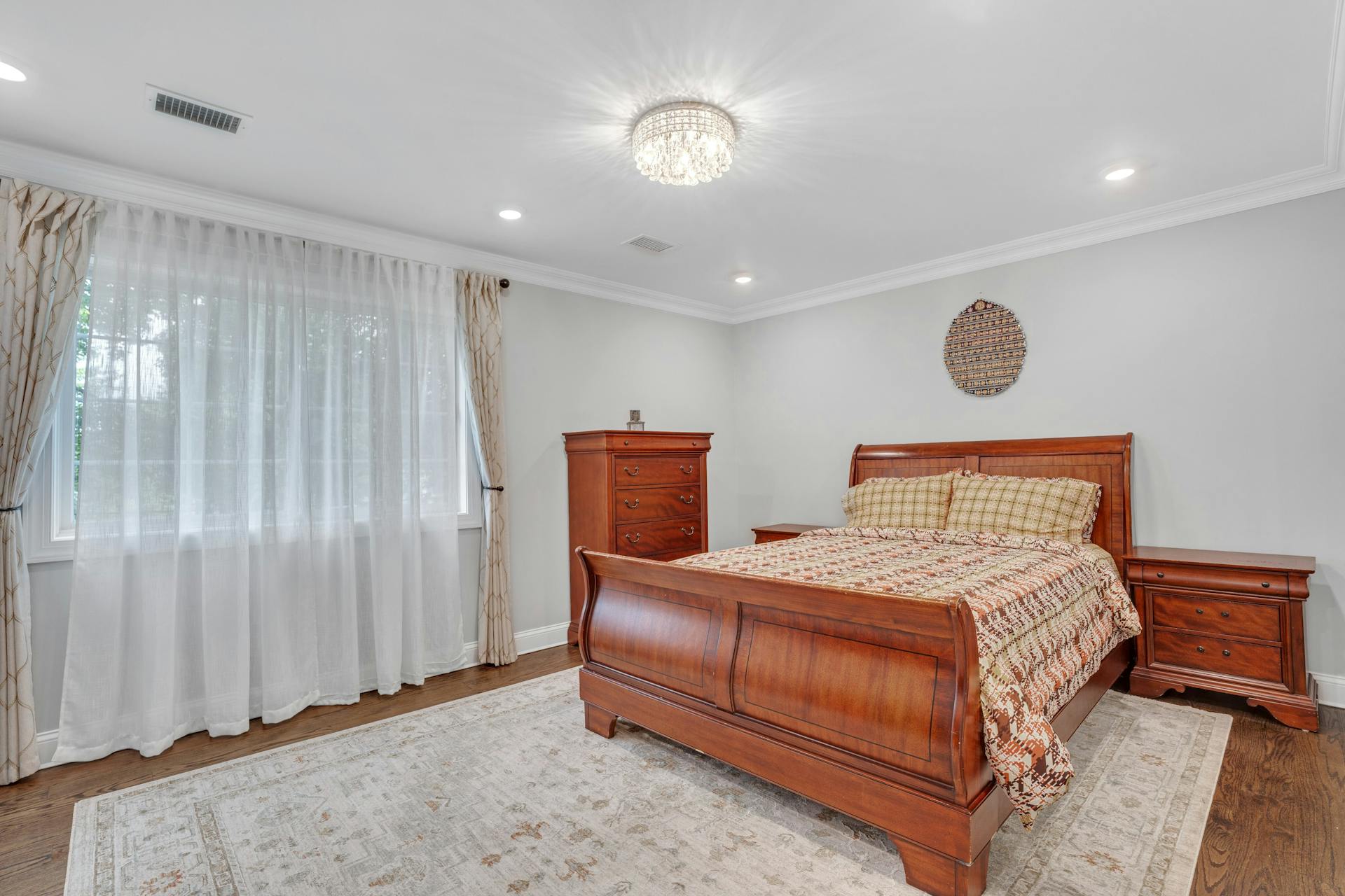 30 Hemlock Drive