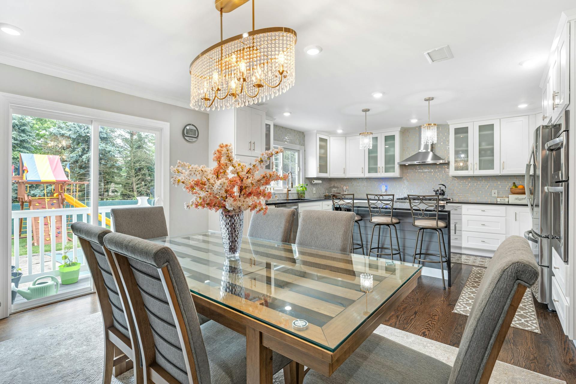 30 Hemlock Drive