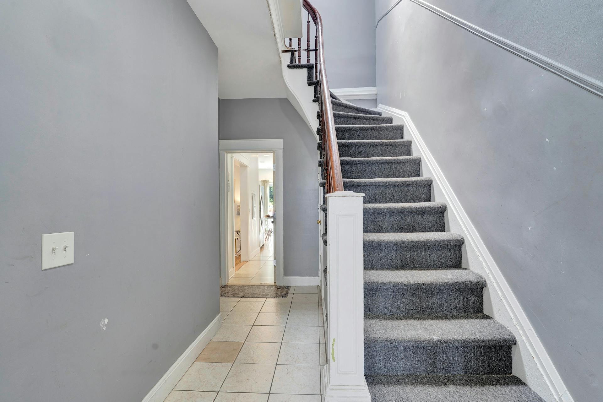 418 Hancock Place