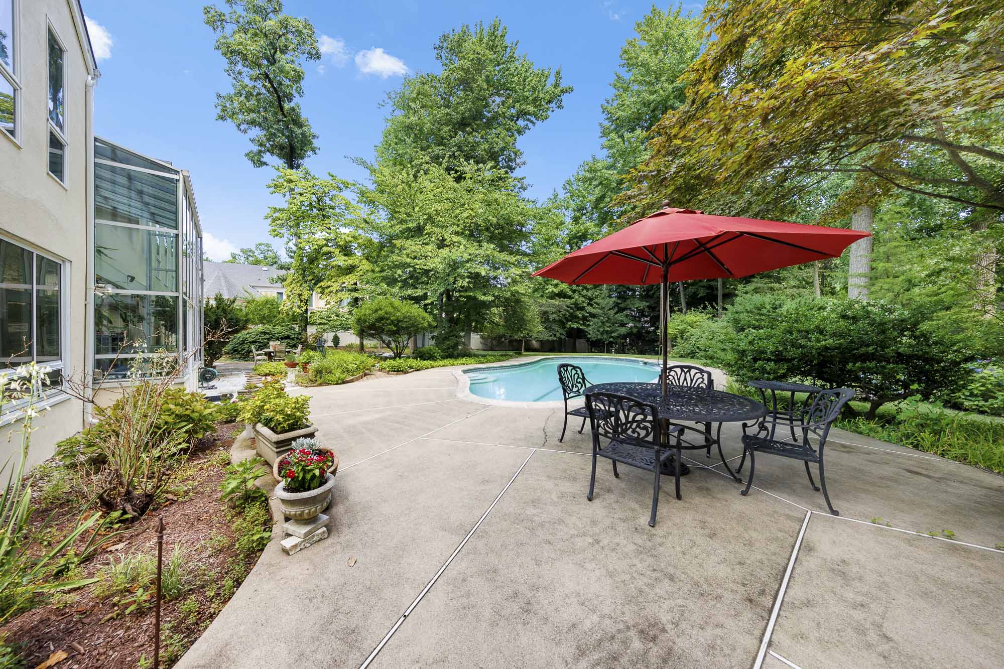 231 North Woodland Street