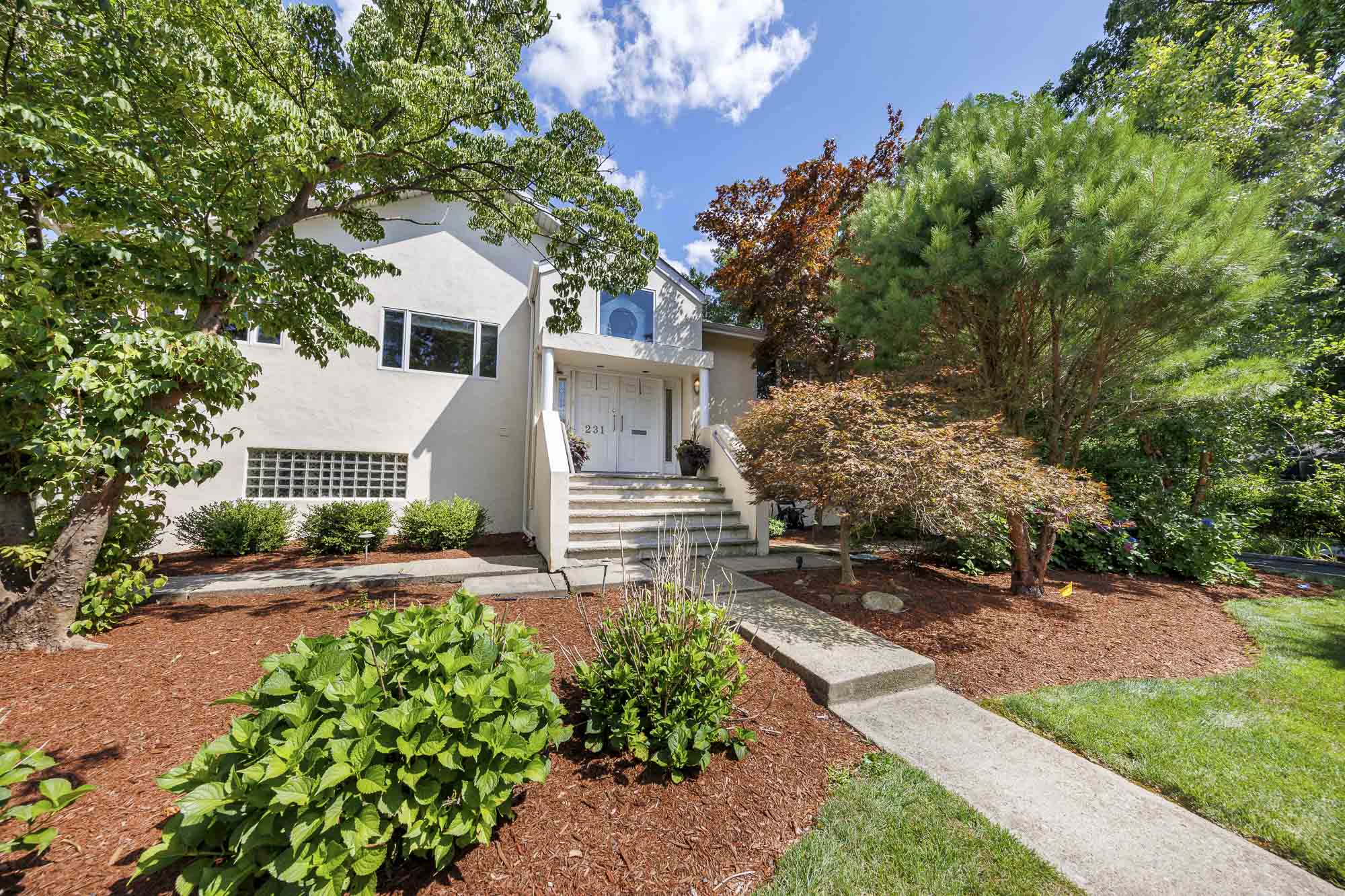 231 North Woodland Street