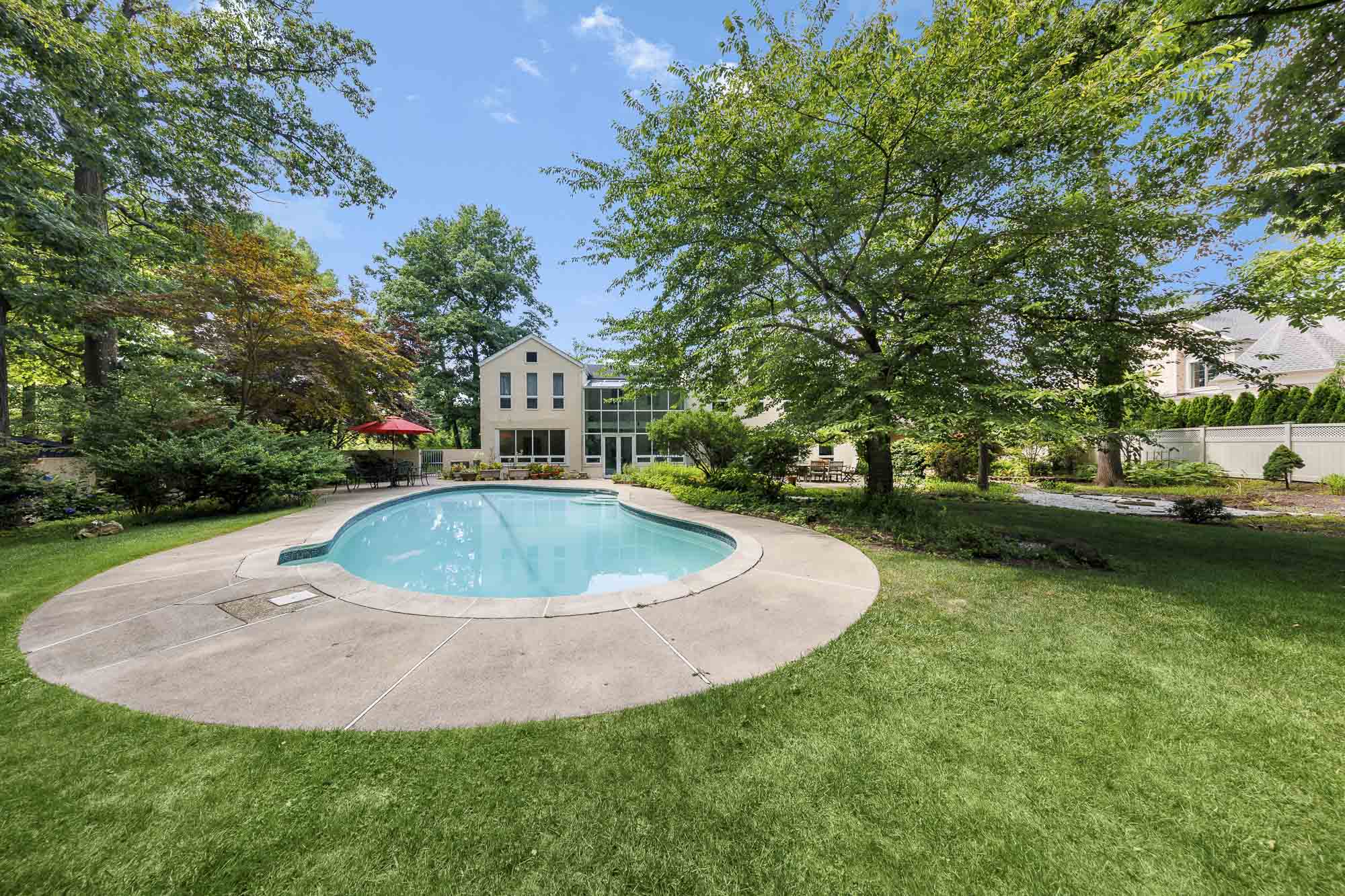 231 North Woodland Street