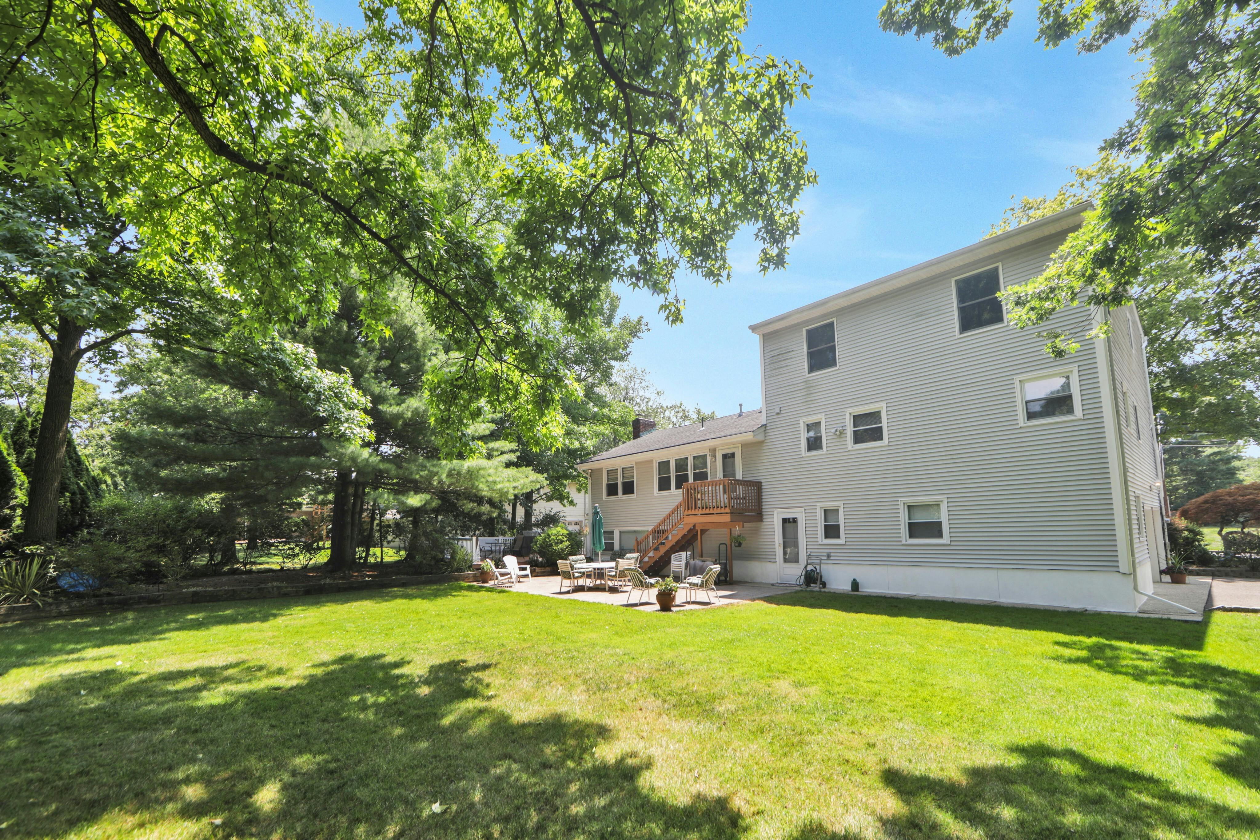 10 Lynn Drive 