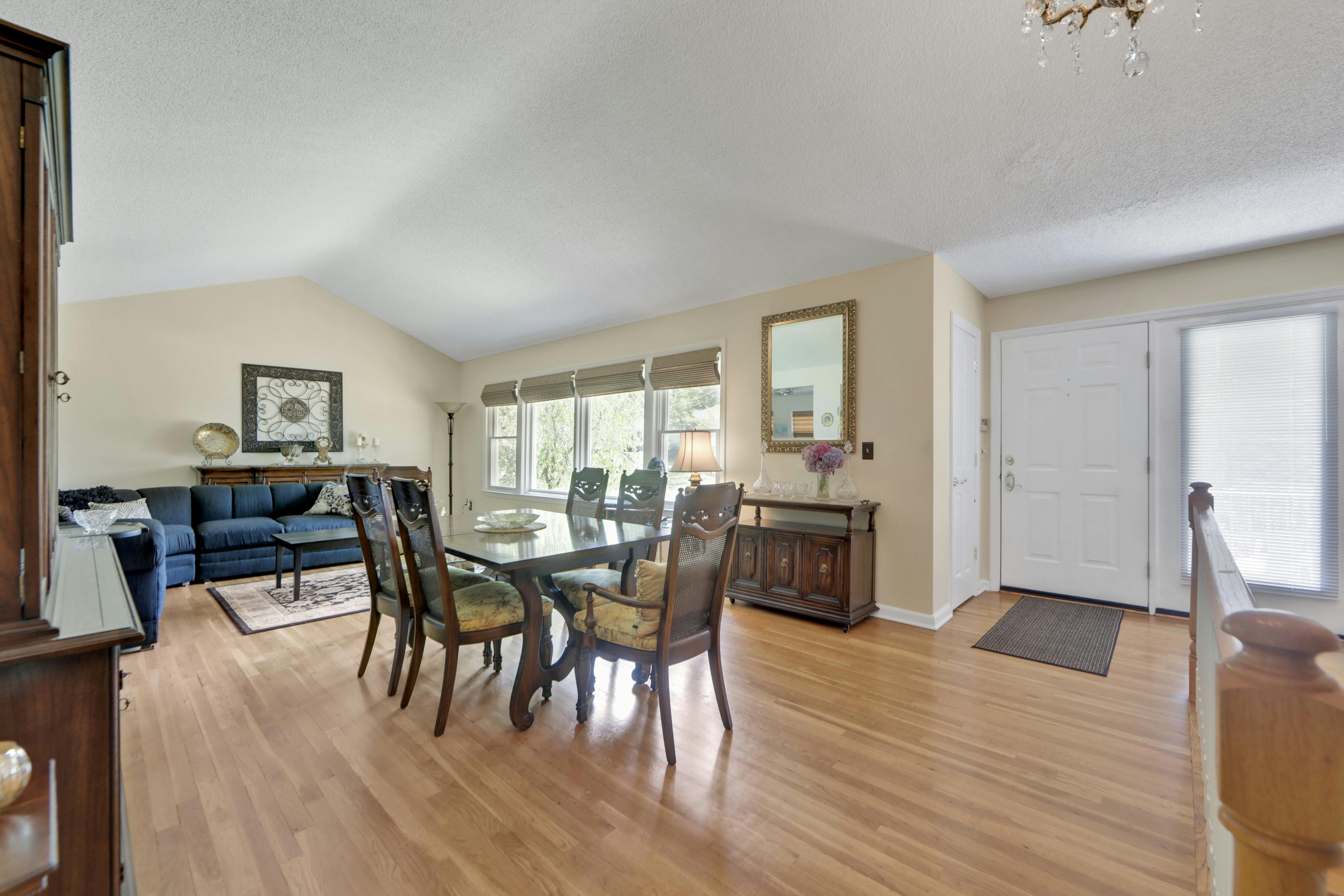 10 Lynn Drive 