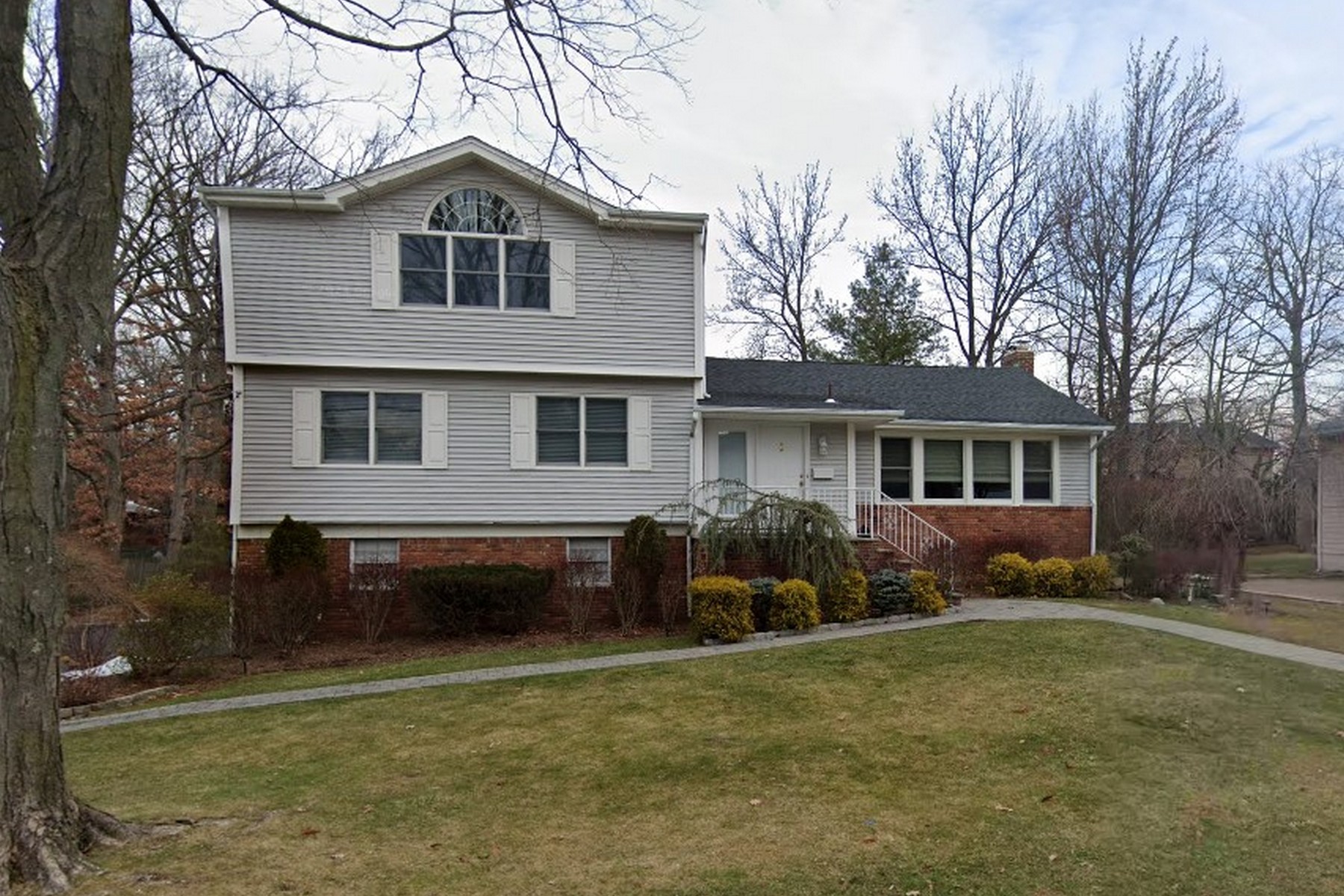 10 Lynn Drive 