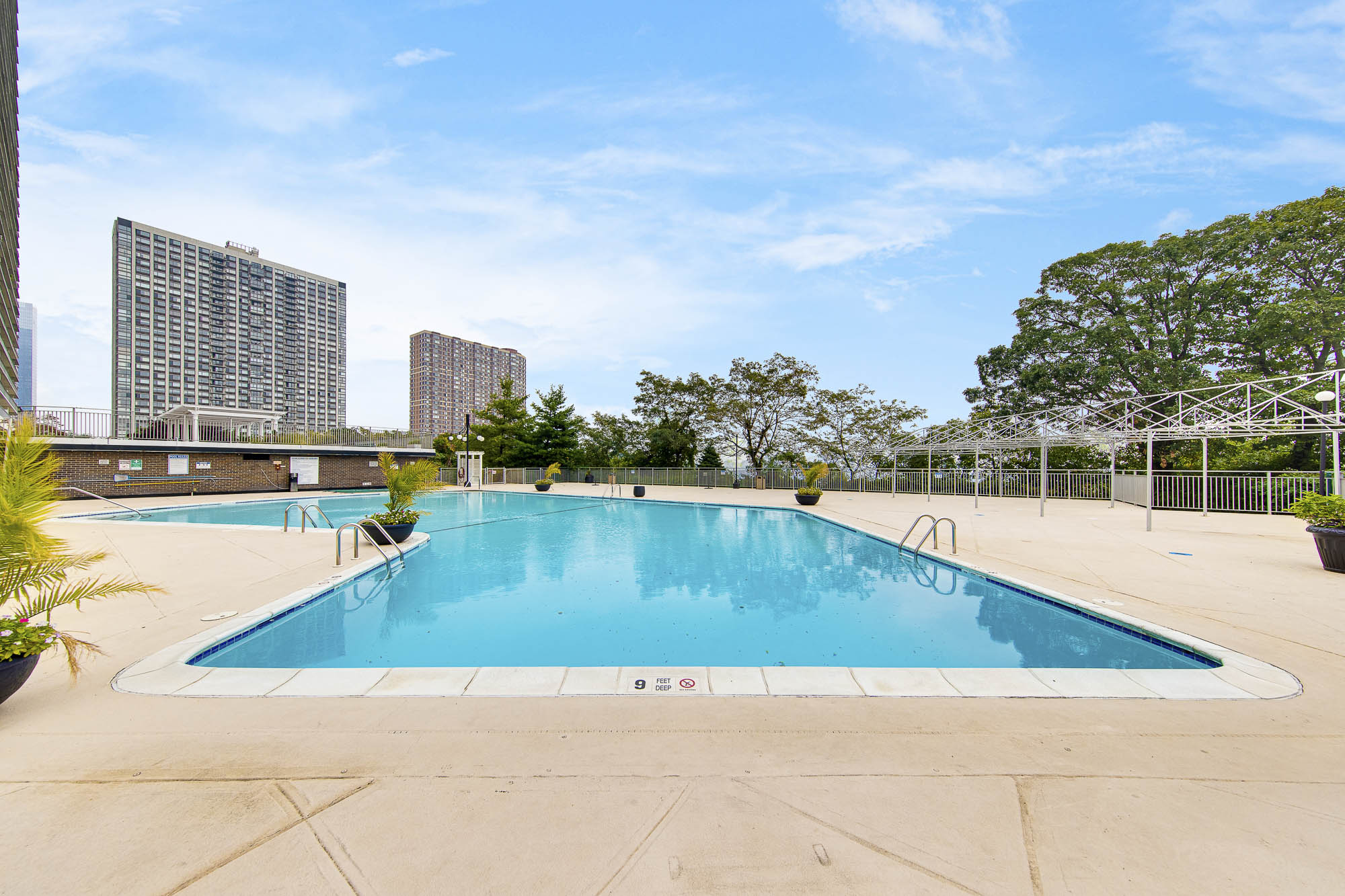 1530 Palisade Avenue Unit# 5f