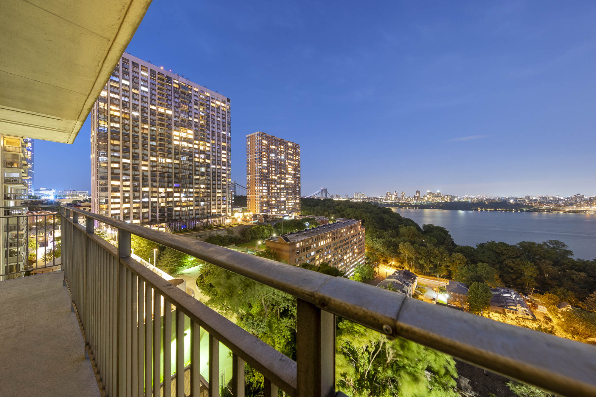 1530 Palisade Avenue Unit# 5f