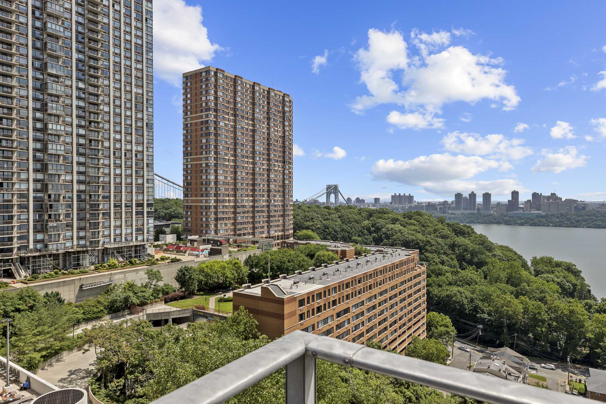 1530 Palisade Avenue Unit# 5f