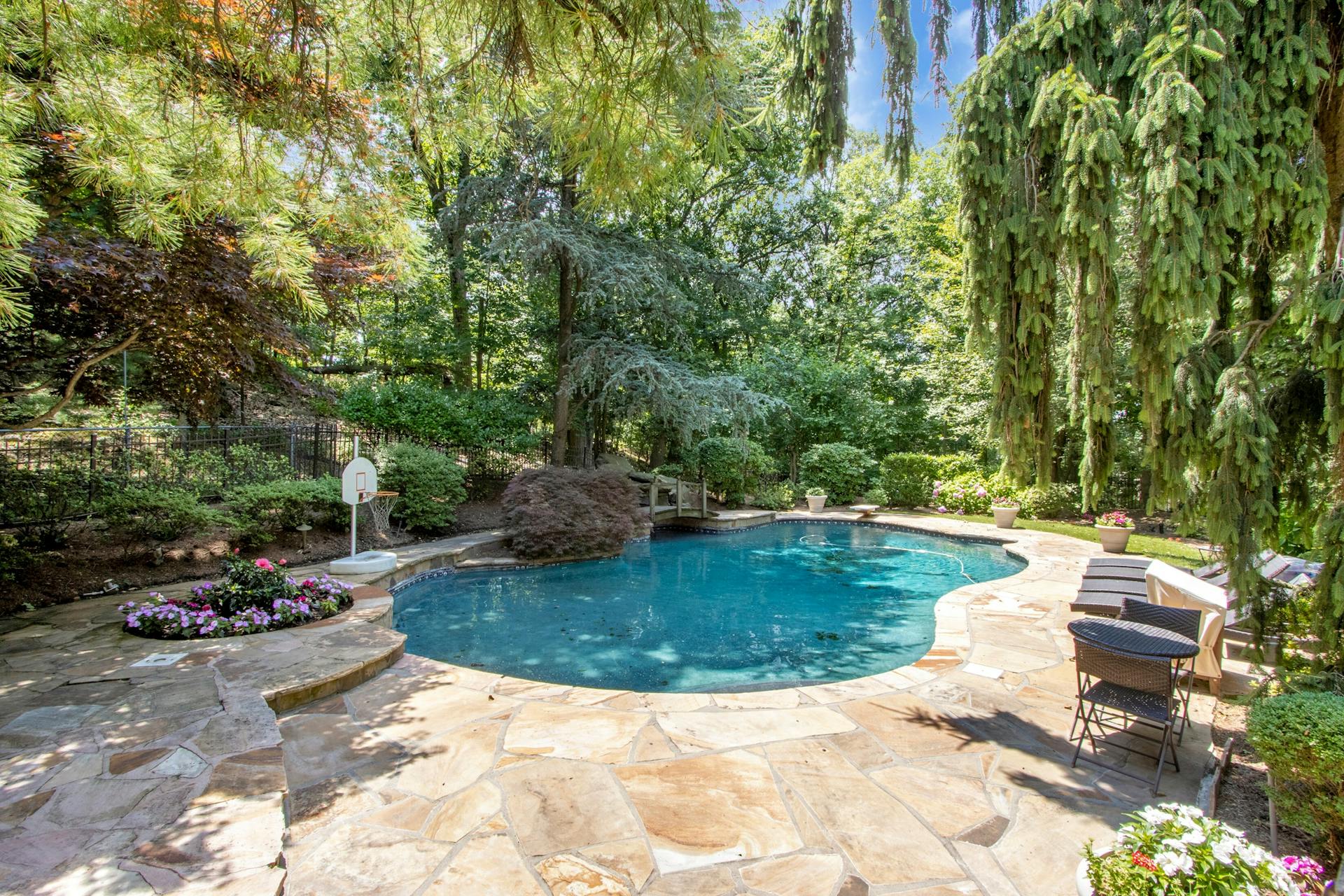 118 Eisenhower Drive