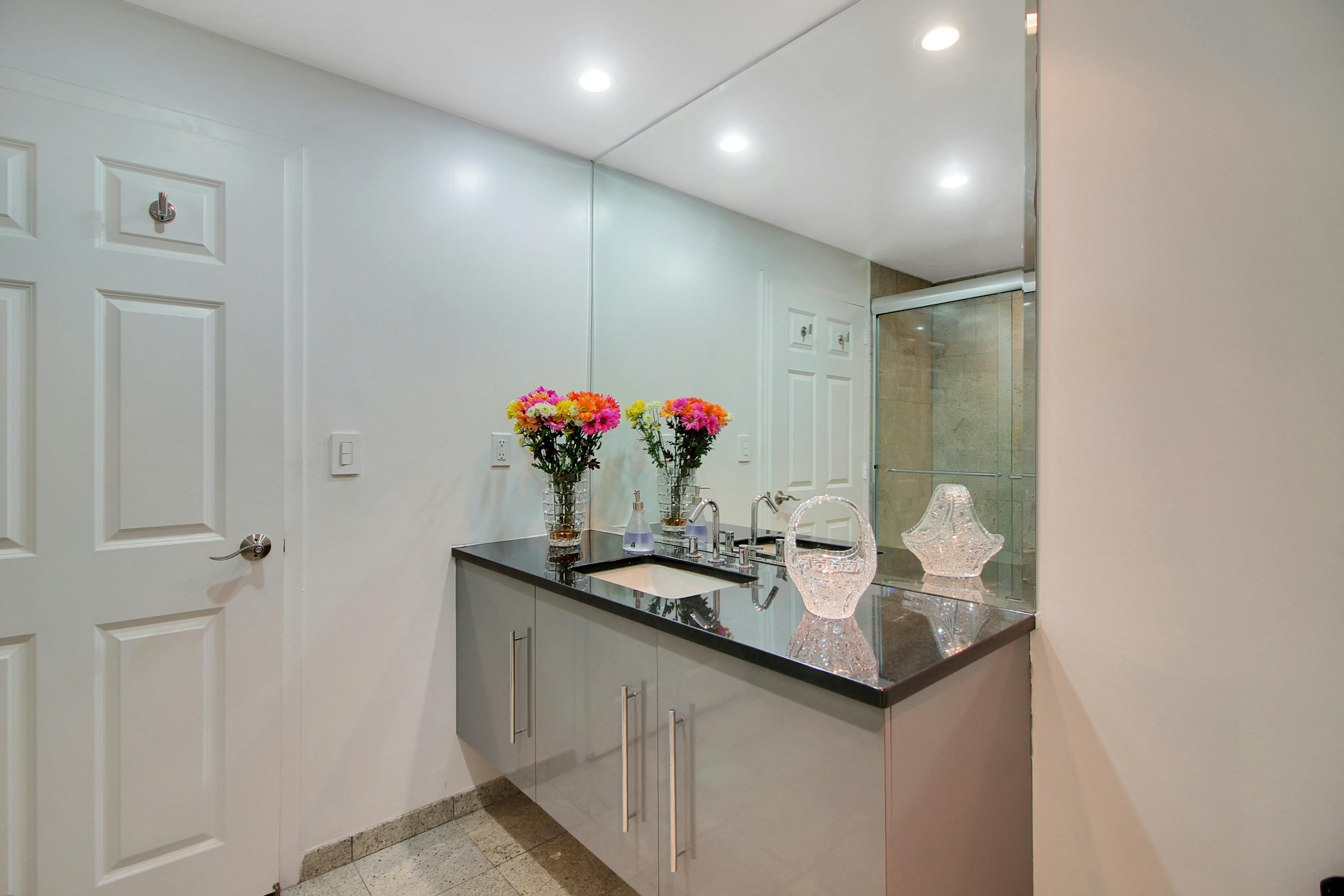 100 Old Palisade Road Unit# 4005