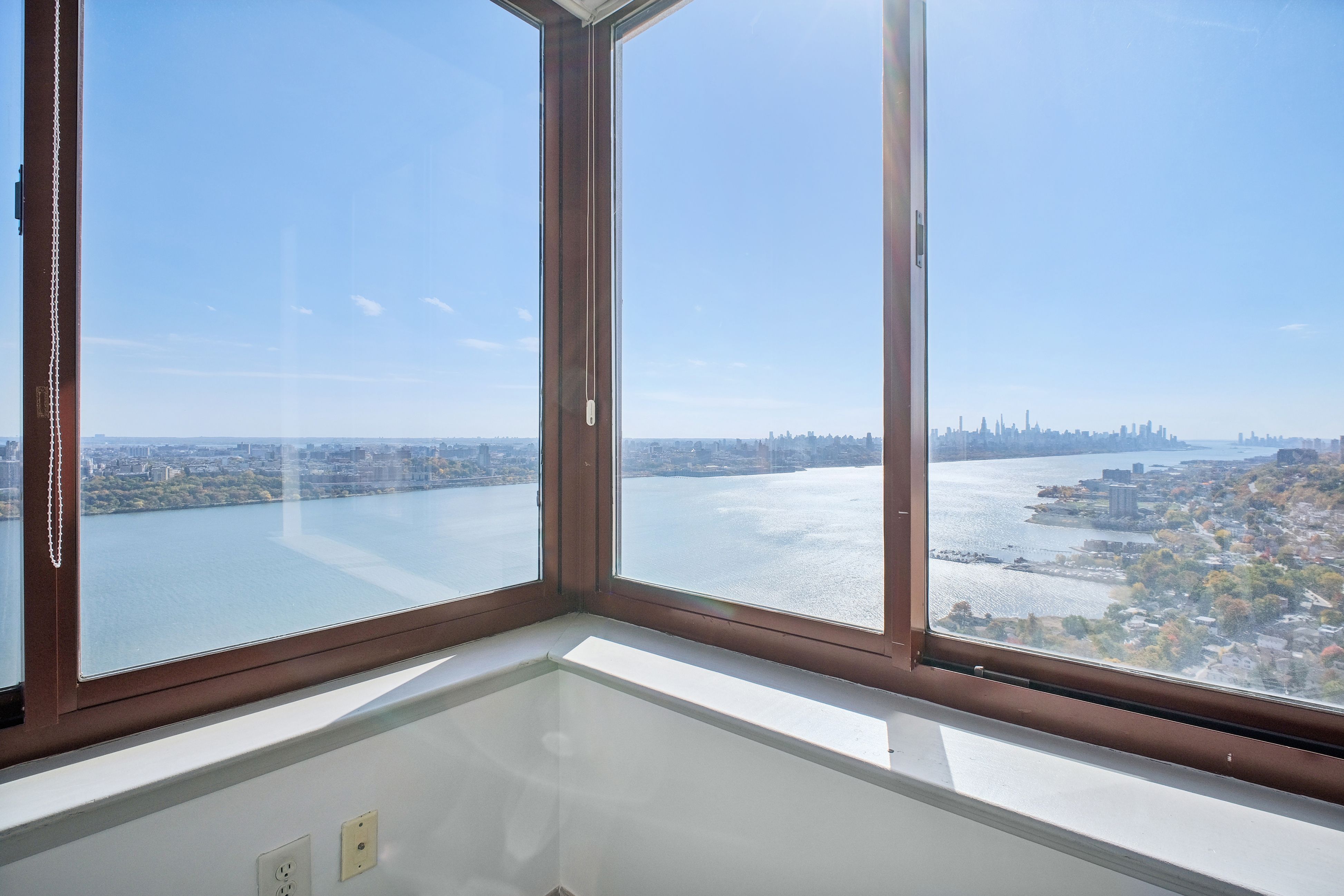 100 Old Palisade Road Unit# 4005