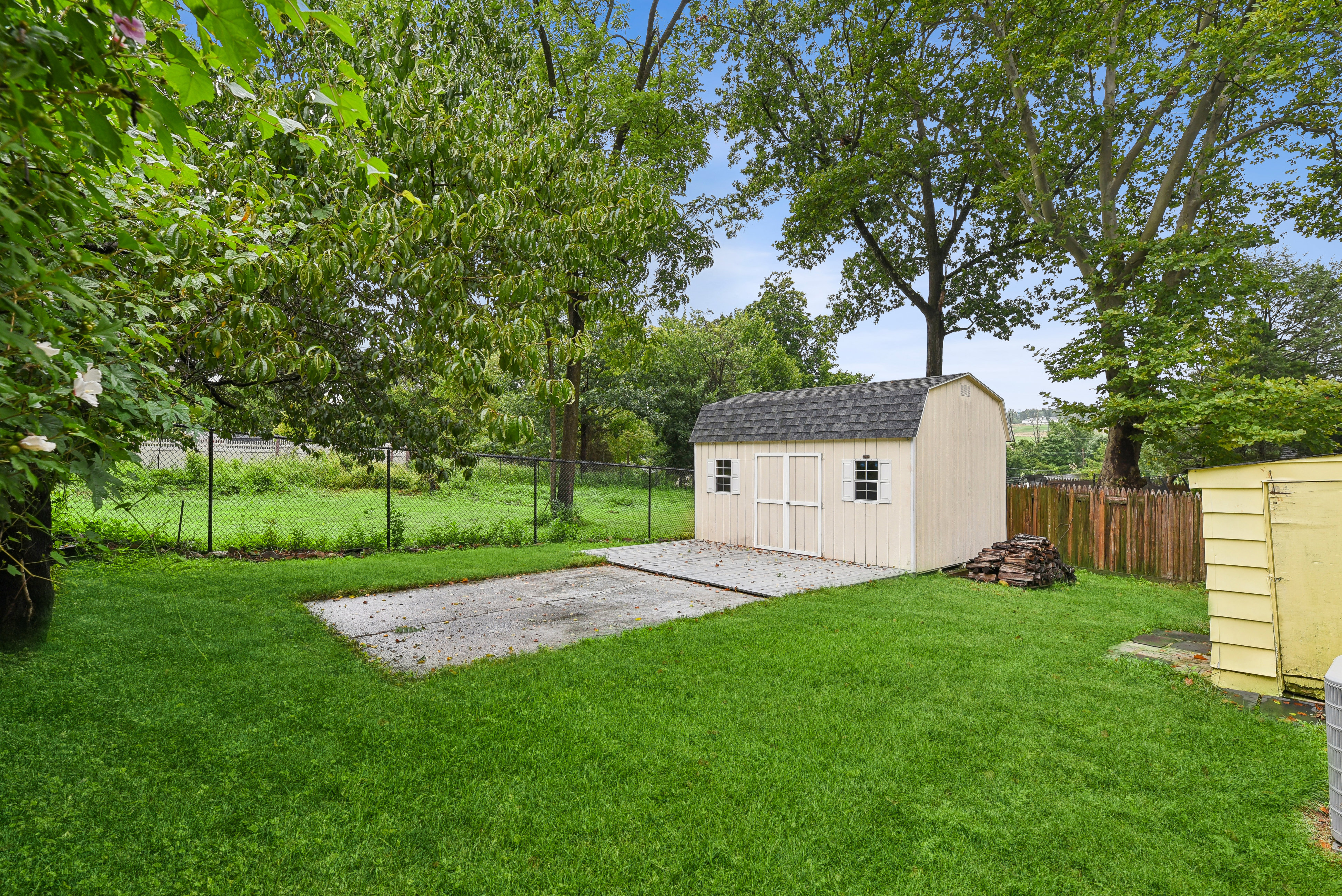 11 Mayfair Drive 