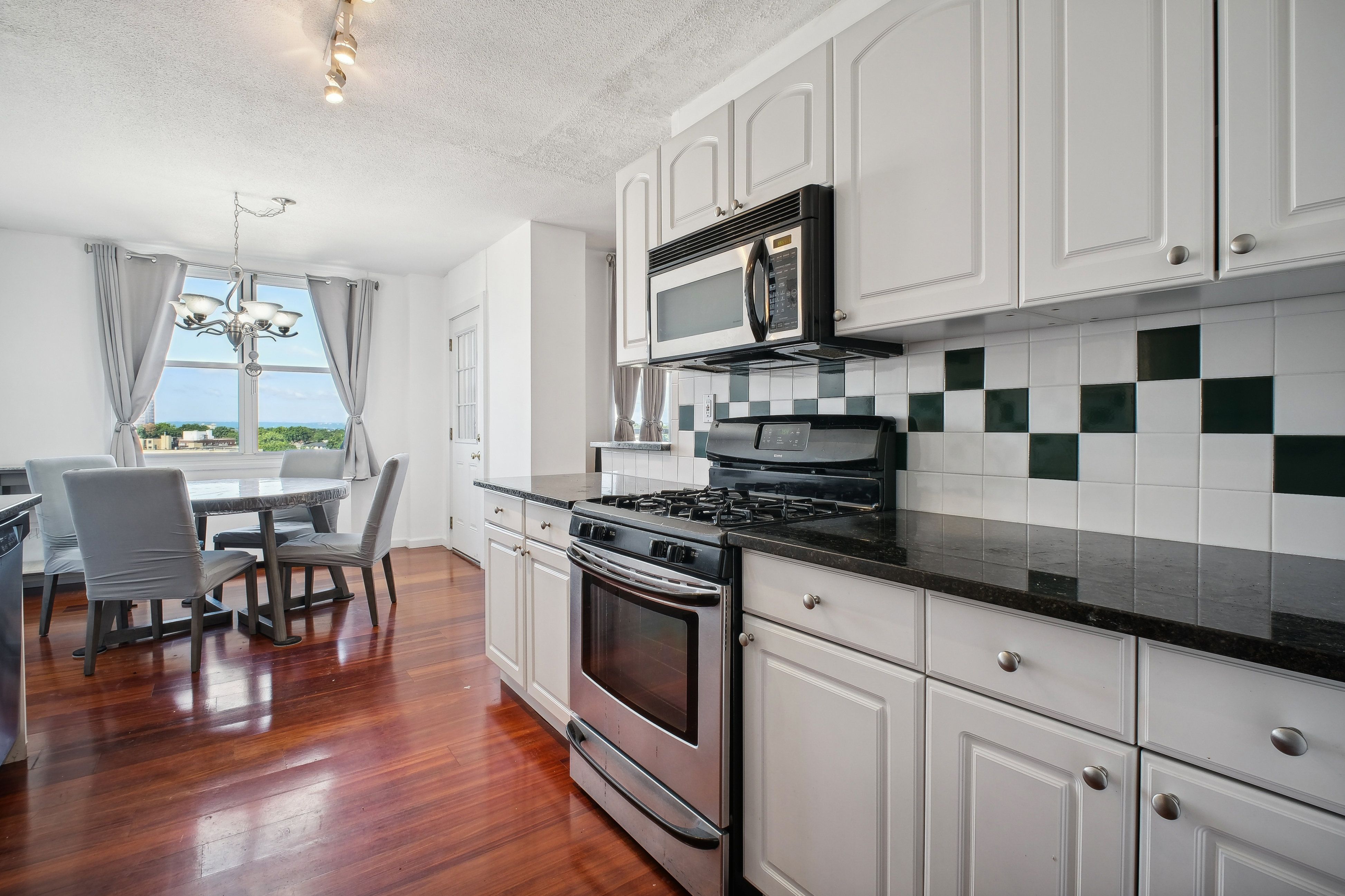 2200 North Central Road Unit# 10 D