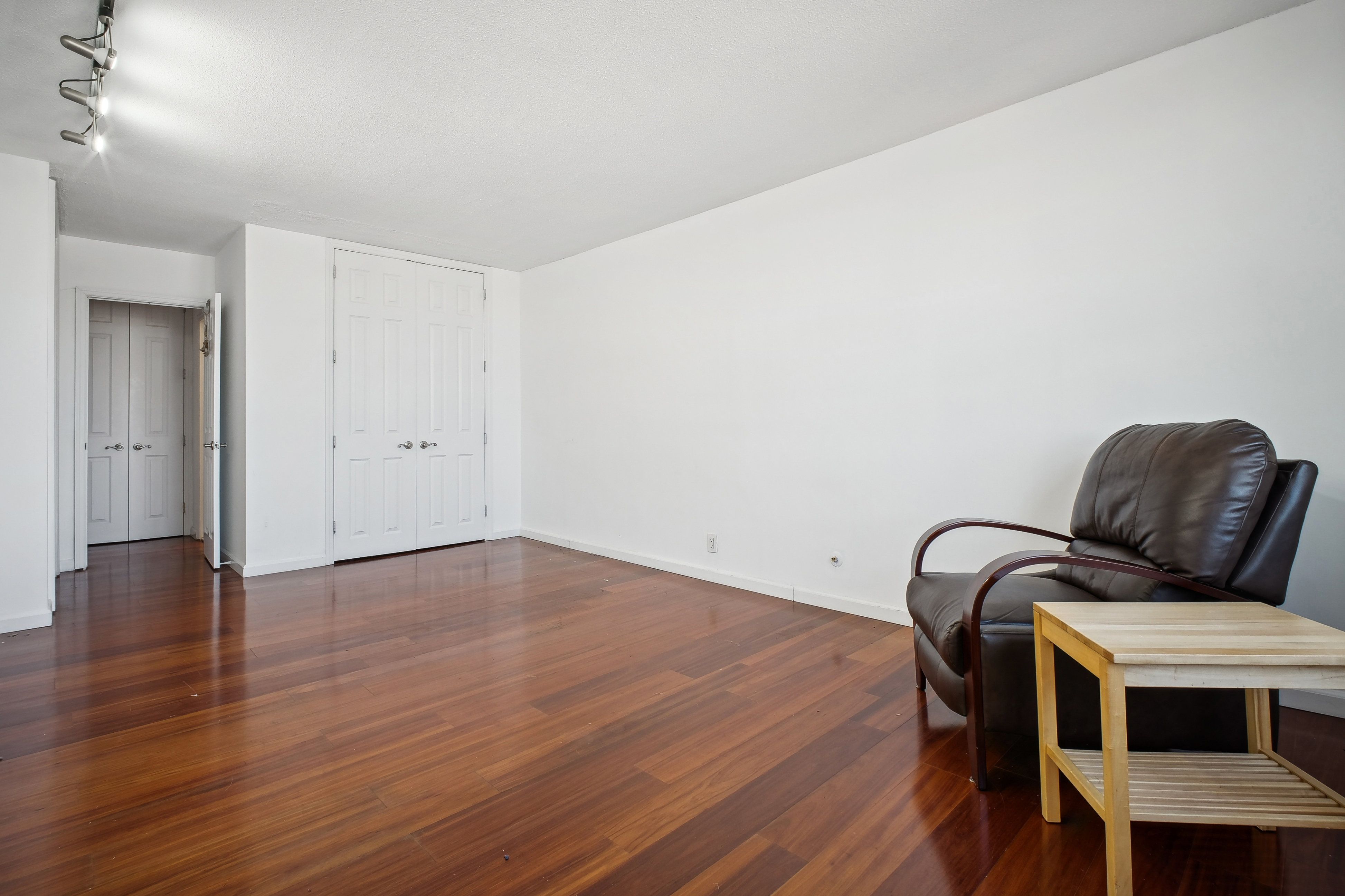 2200 North Central Road Unit# 10 D