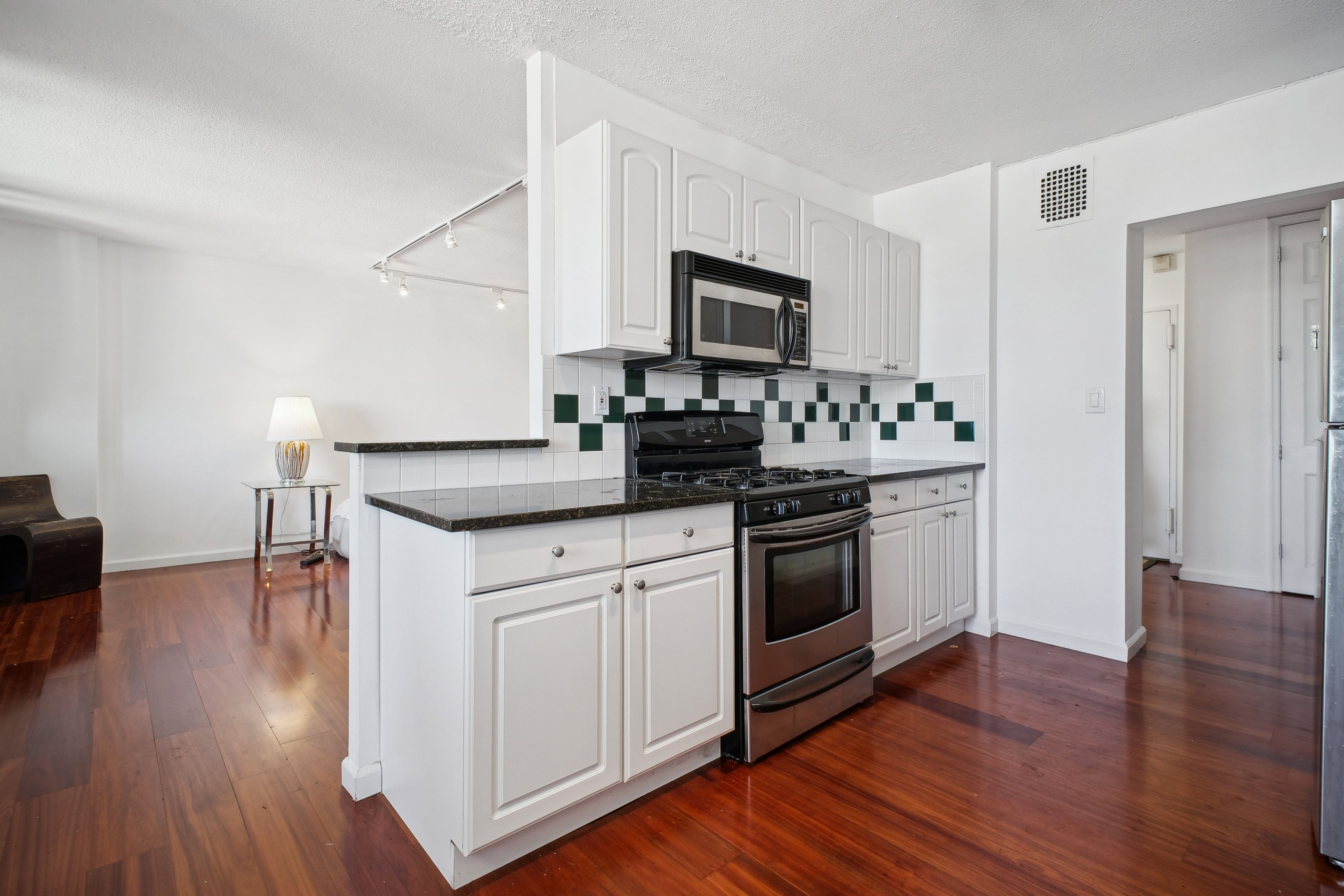 2200 North Central Road Unit# 10 D
