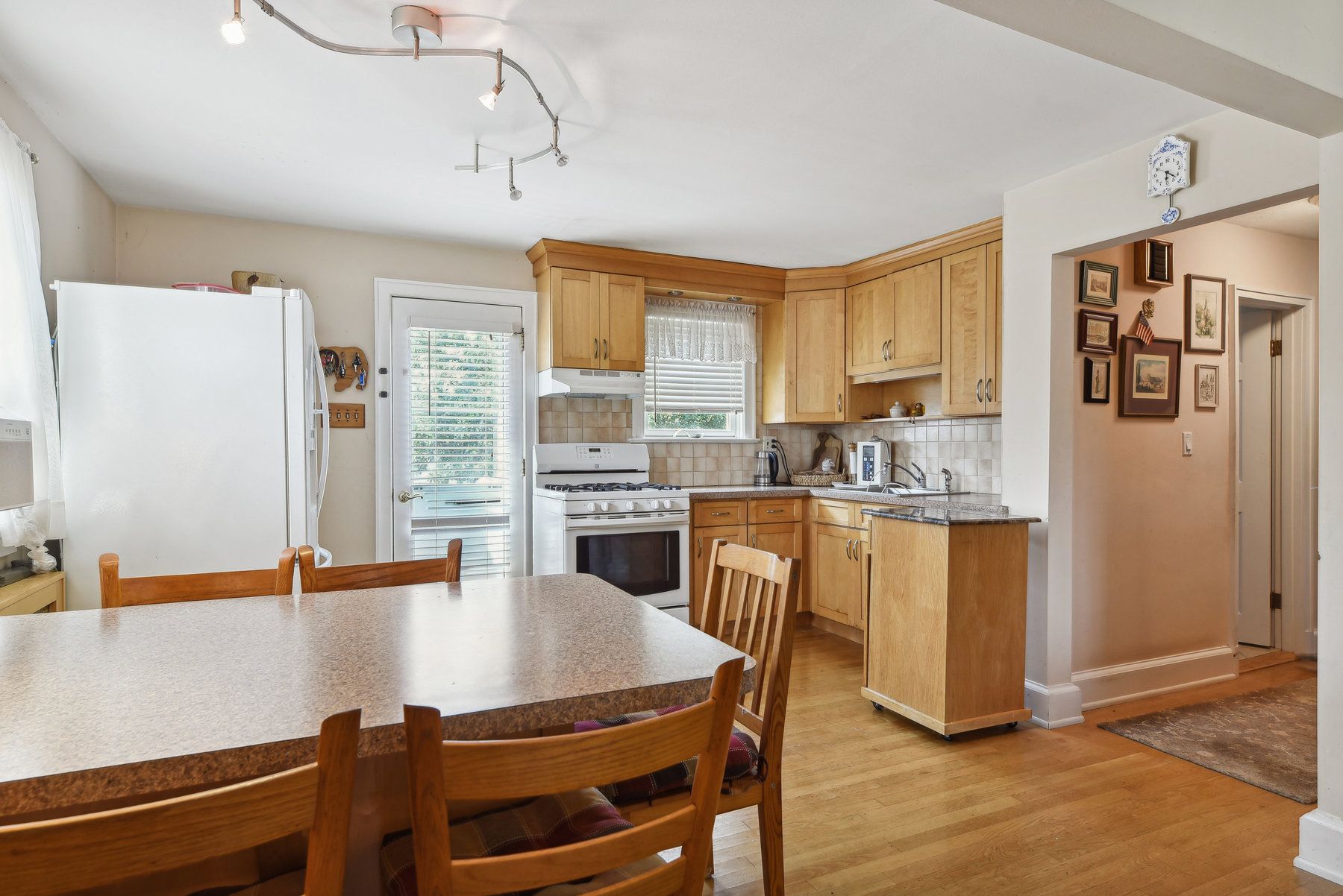 84 Norwood Avenue