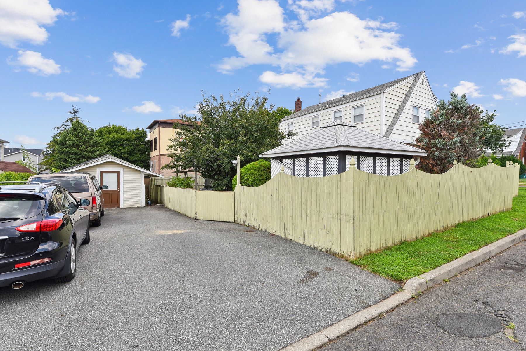 84 Norwood Avenue