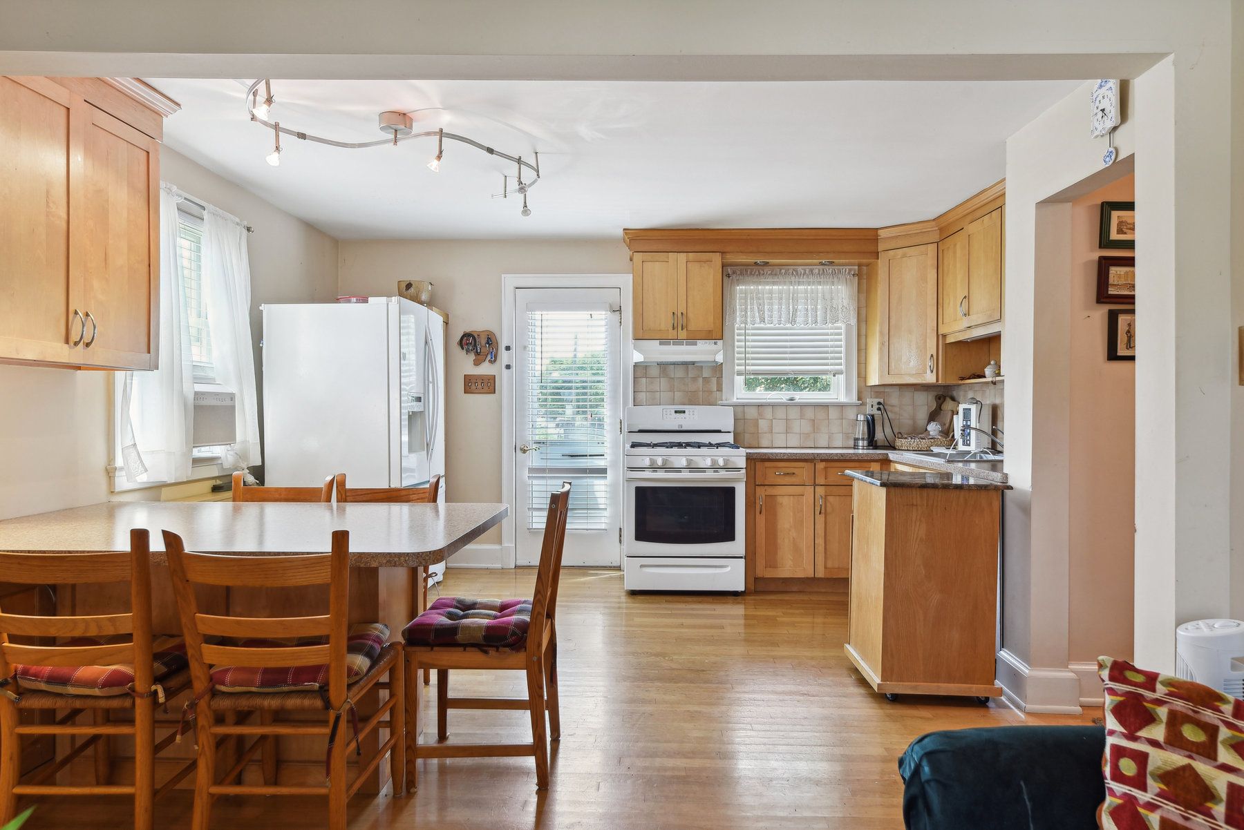 84 Norwood Avenue
