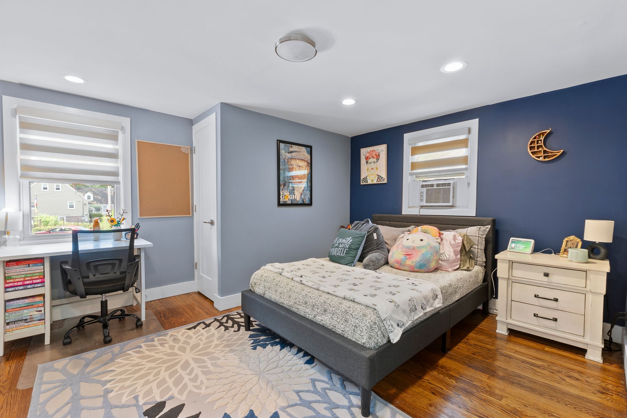 120 W. Englewood Avenue 