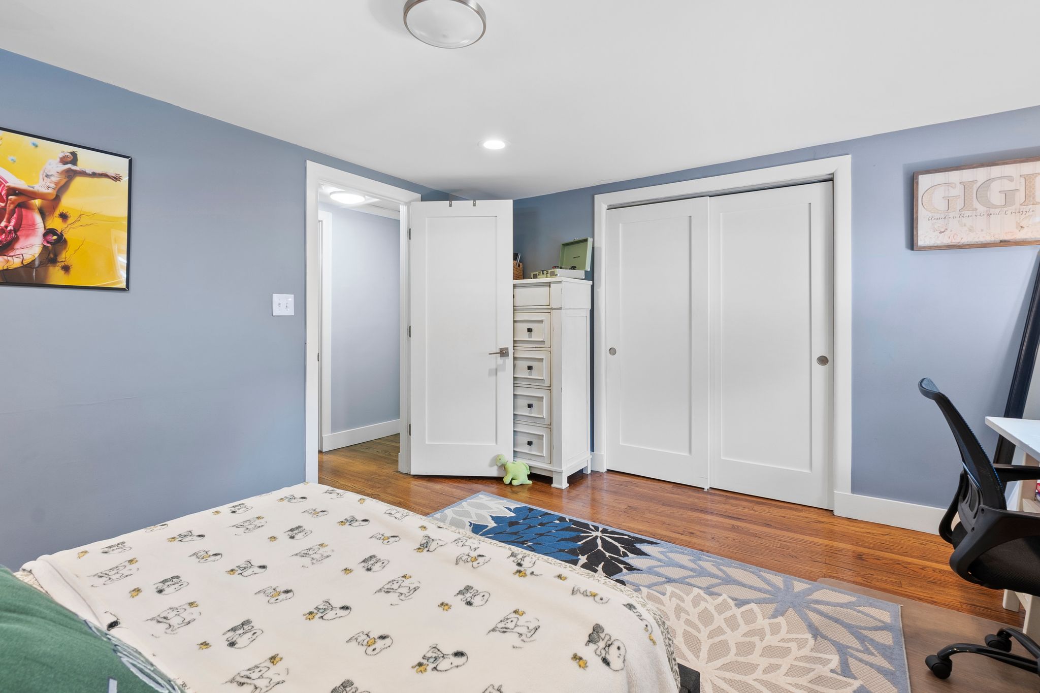 120 W. Englewood Avenue 