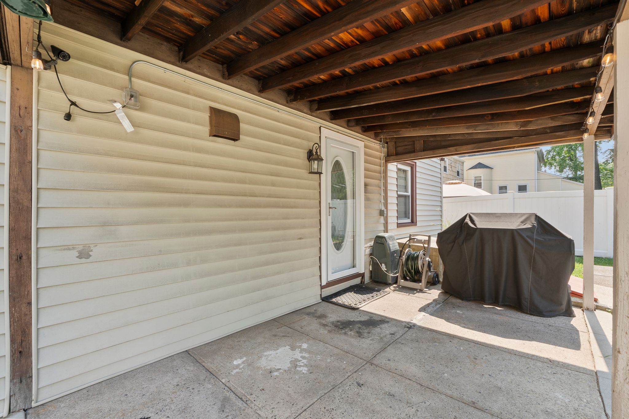 120 W. Englewood Avenue 
