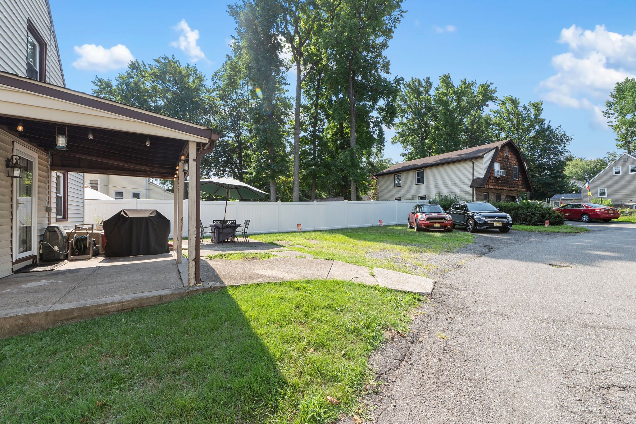 120 W. Englewood Avenue 