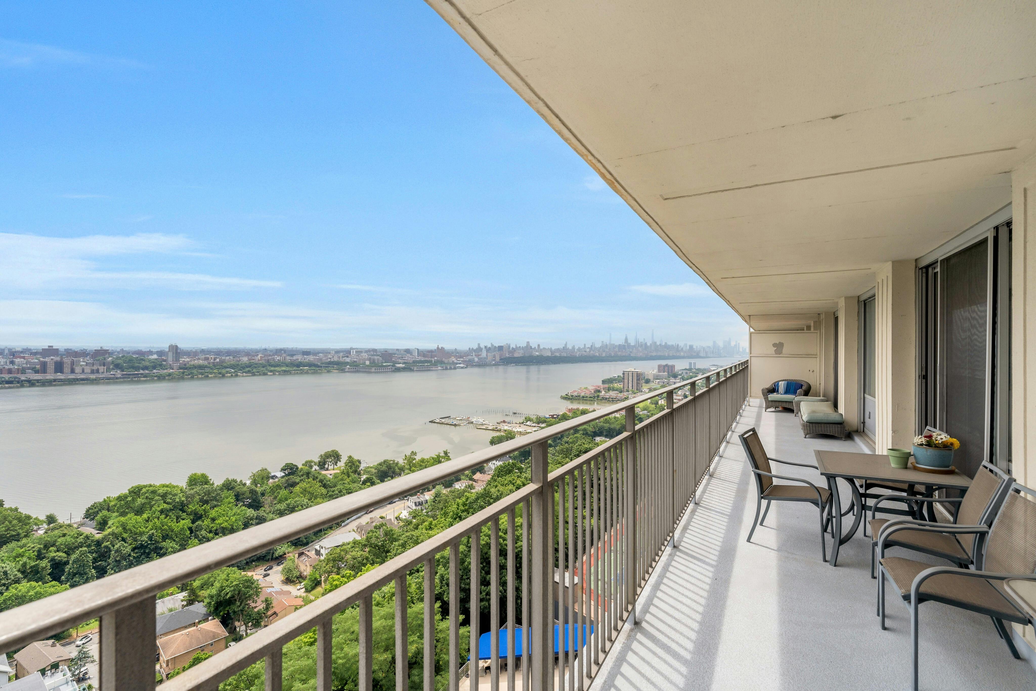 1530 Palisade Avenue Unit# 11J