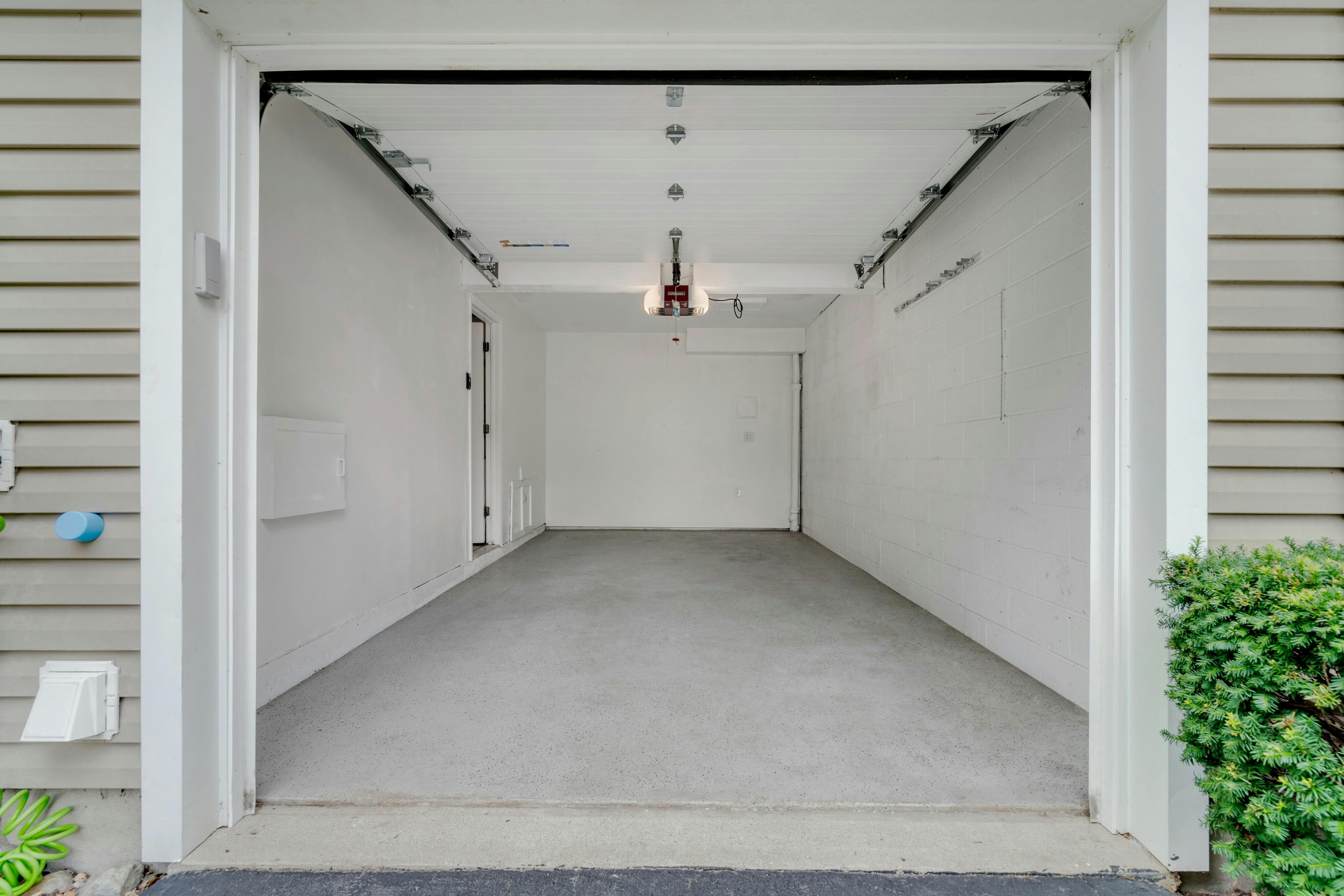 26 Crestwood Mews 