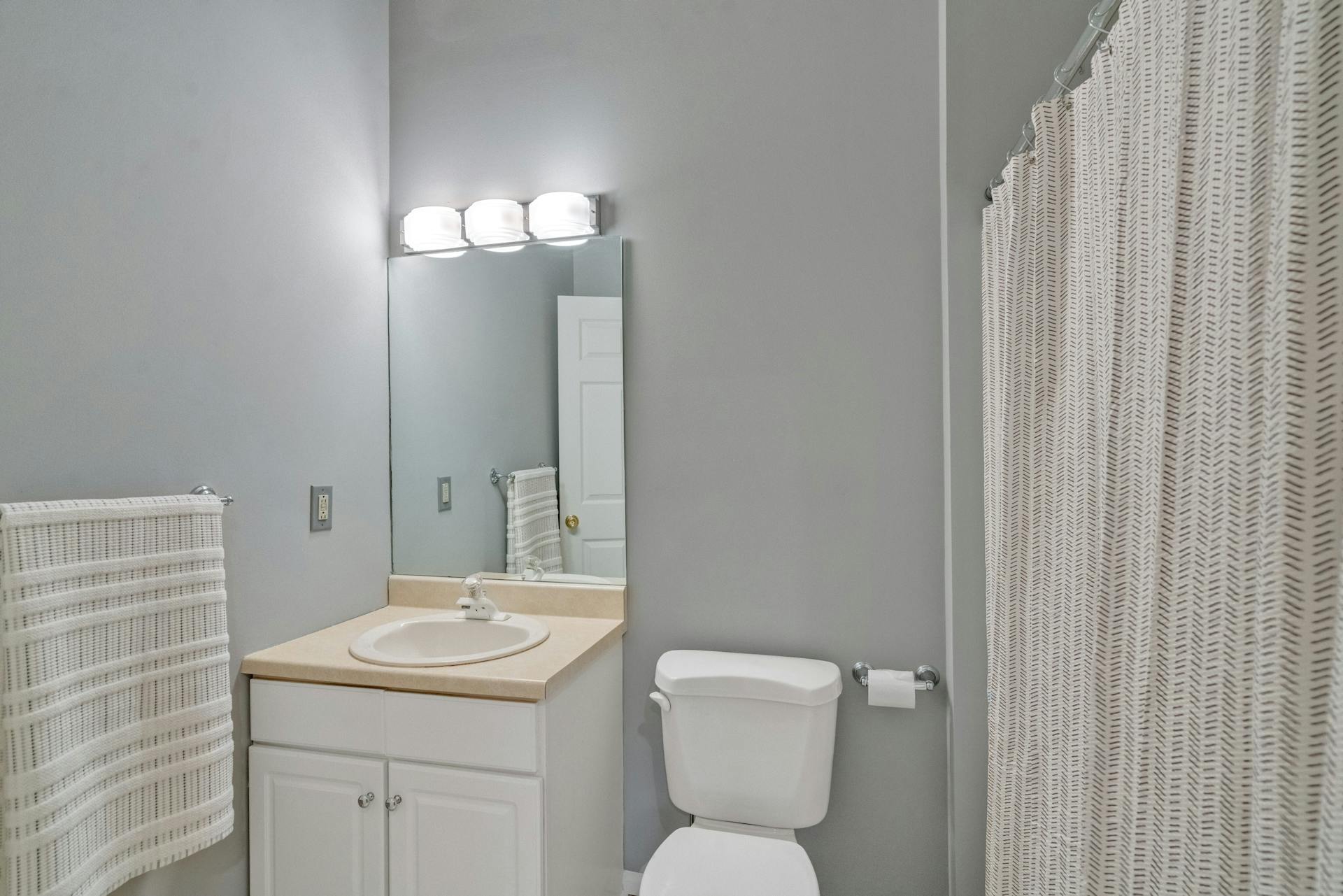 6 Drake Drive Unit# 6