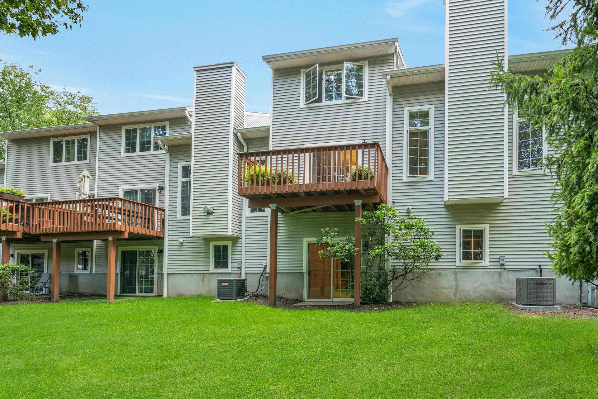 6 Drake Drive Unit# 6