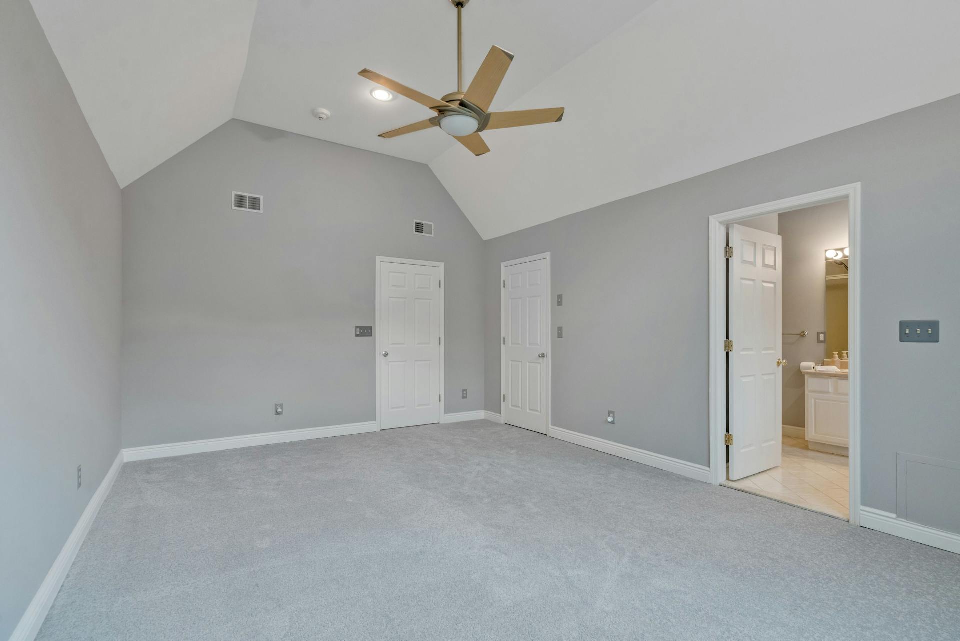 6 Drake Drive Unit# 6