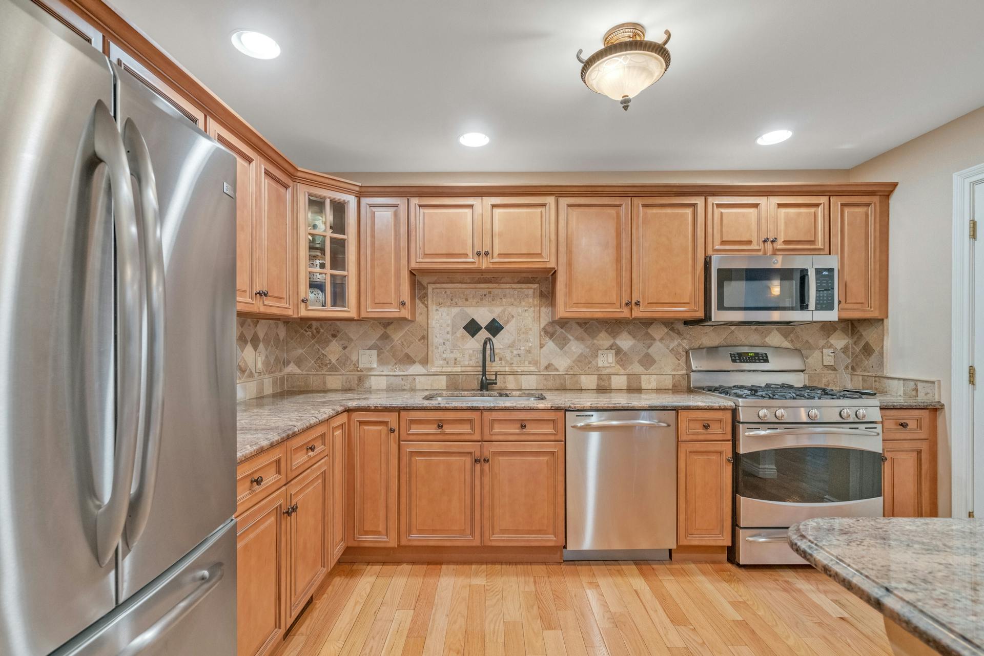 6 Drake Drive Unit# 6