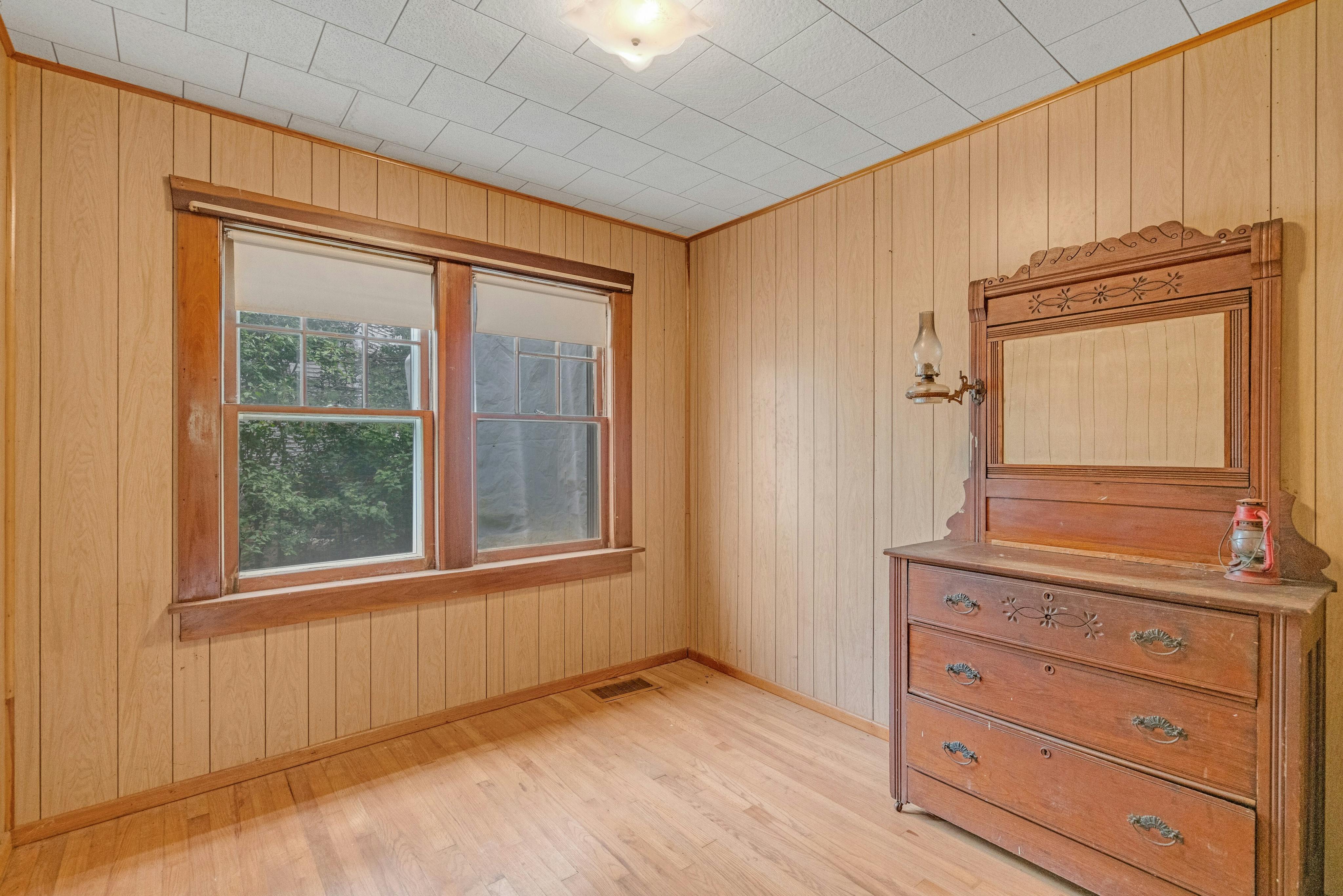 2 Crescent Court 