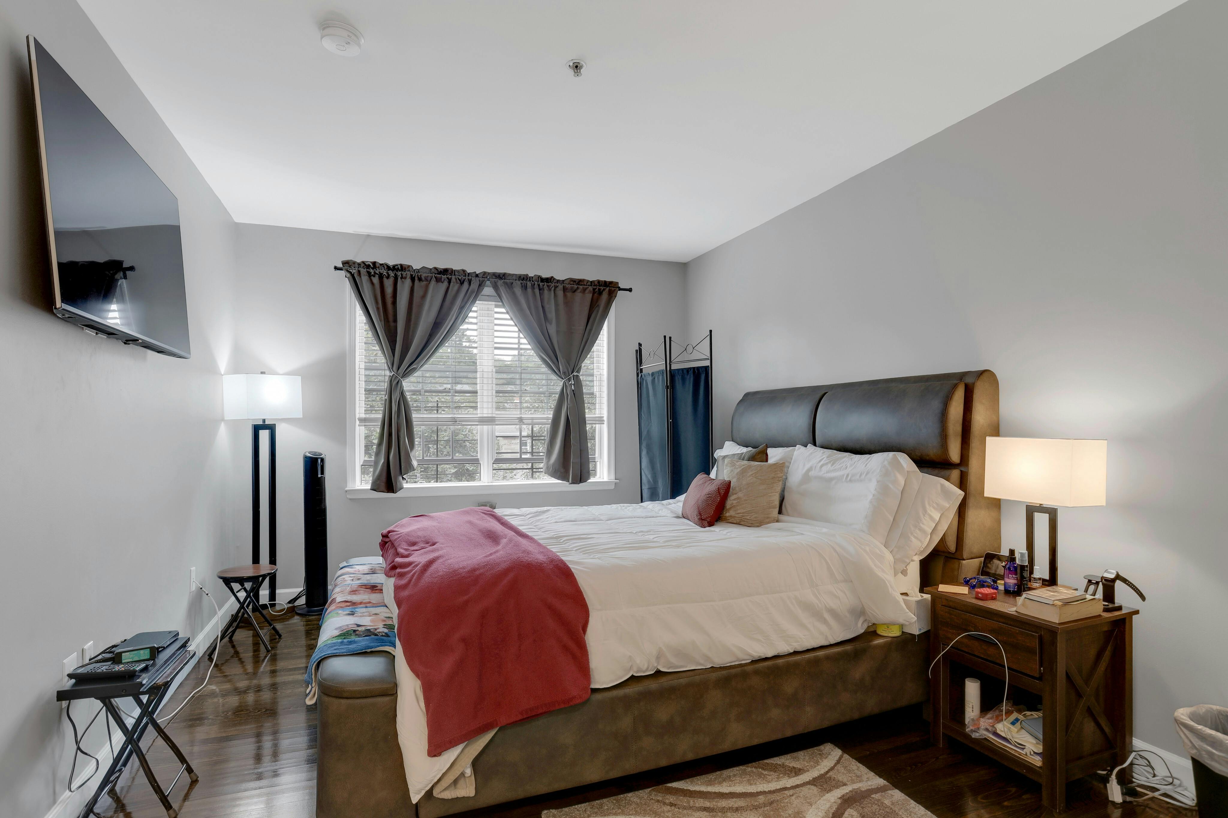 323 Willow Street Unit# 3L