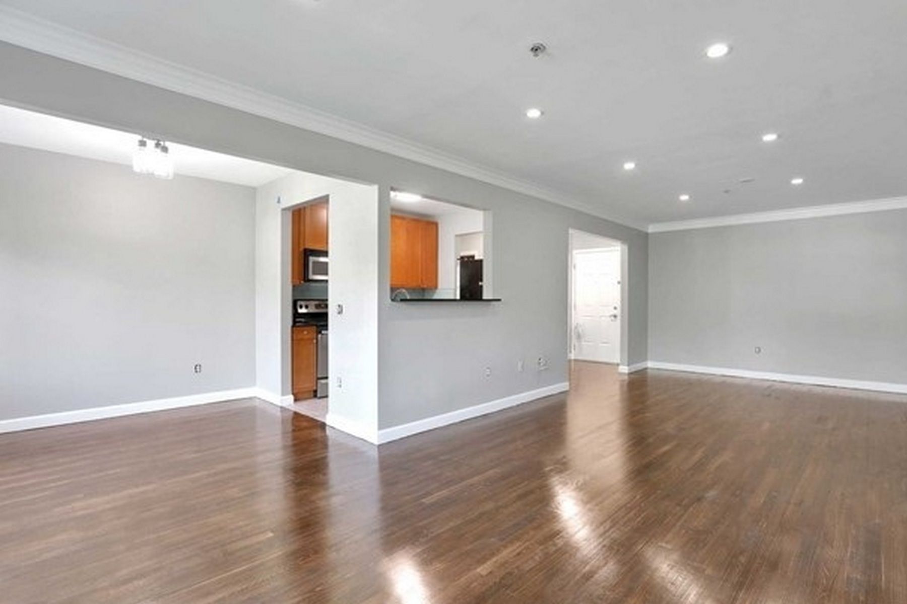 323 Willow Street Unit# 3L